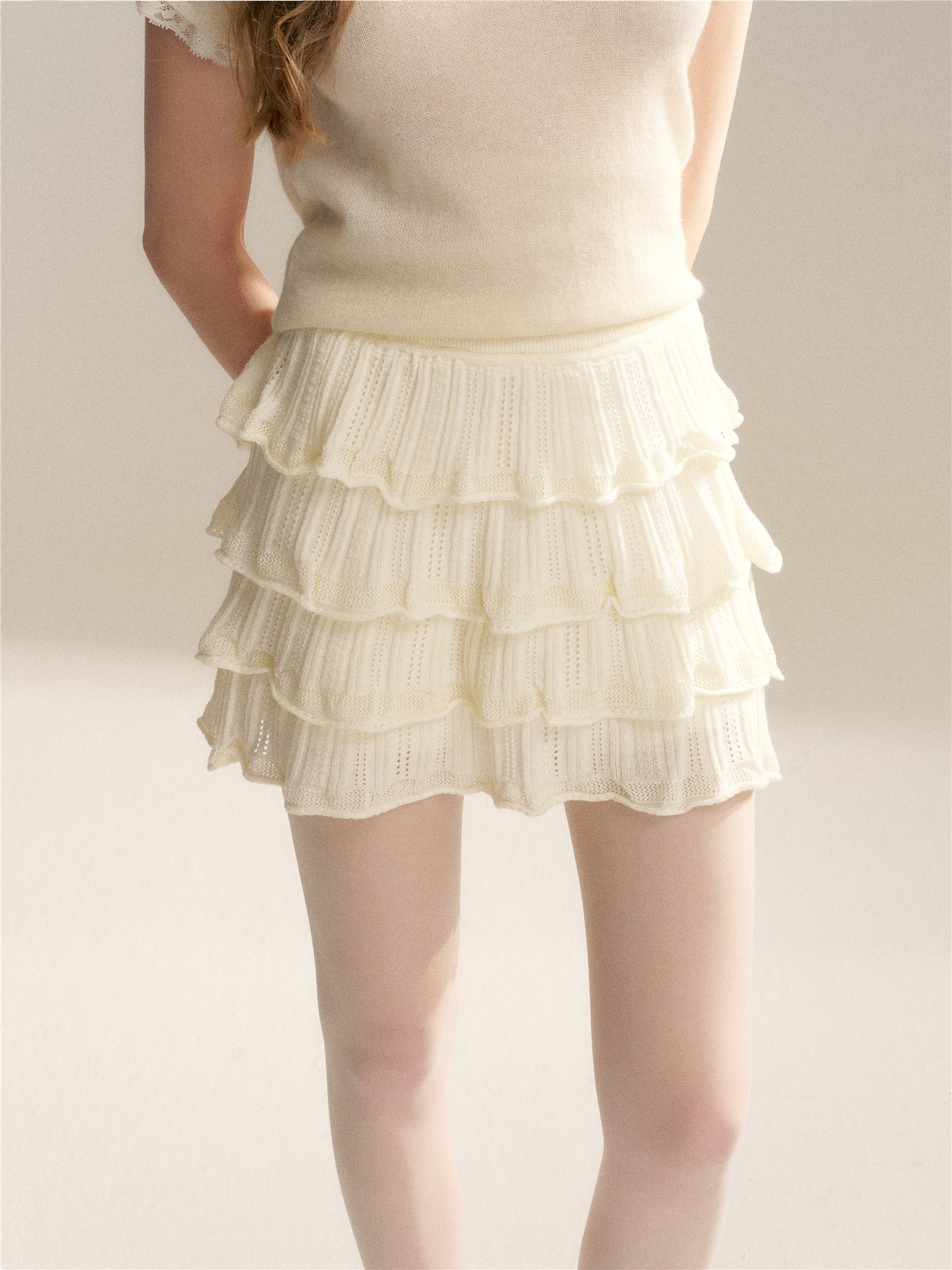 16DEWS 16D246057 Hollow out design high waisted lace cake skirt