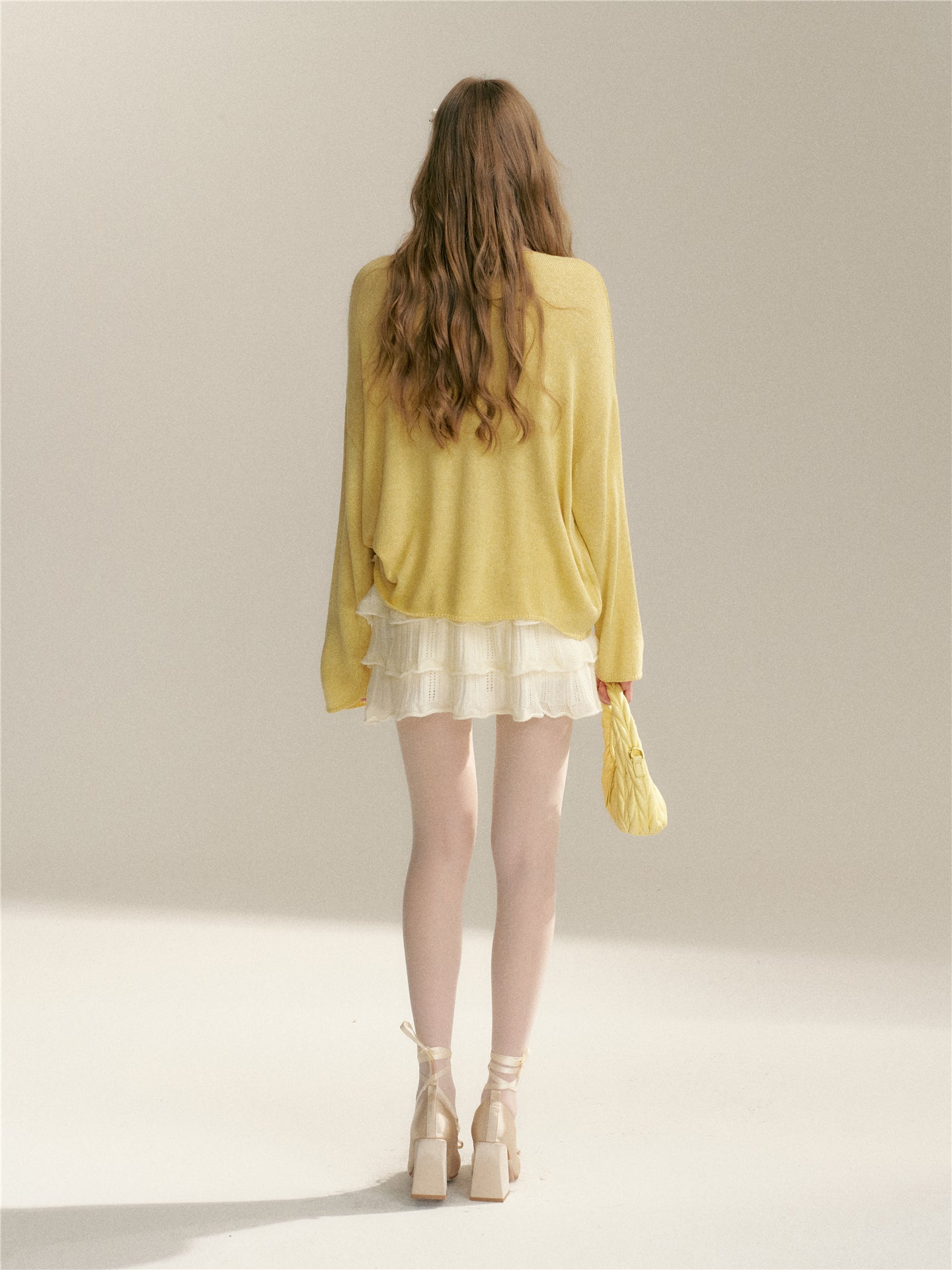 16DEWS 16D26019 Fun cat relaxed round neck pullover knit sweater