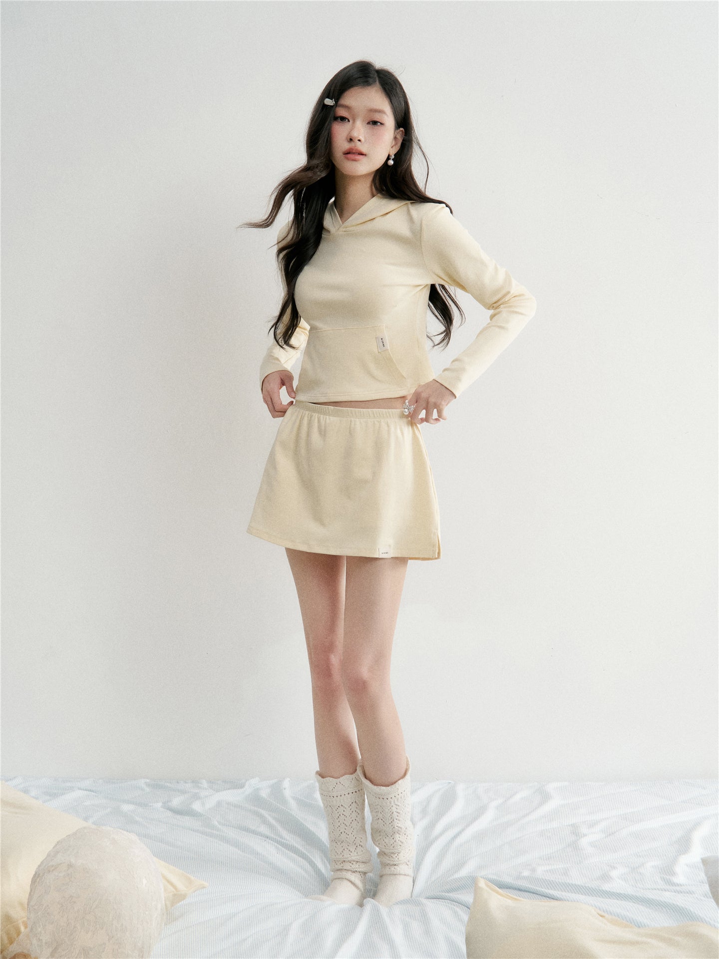 16DEWS 16D26026&16D26027 Hooded short slim fit hoodie+skirt pants