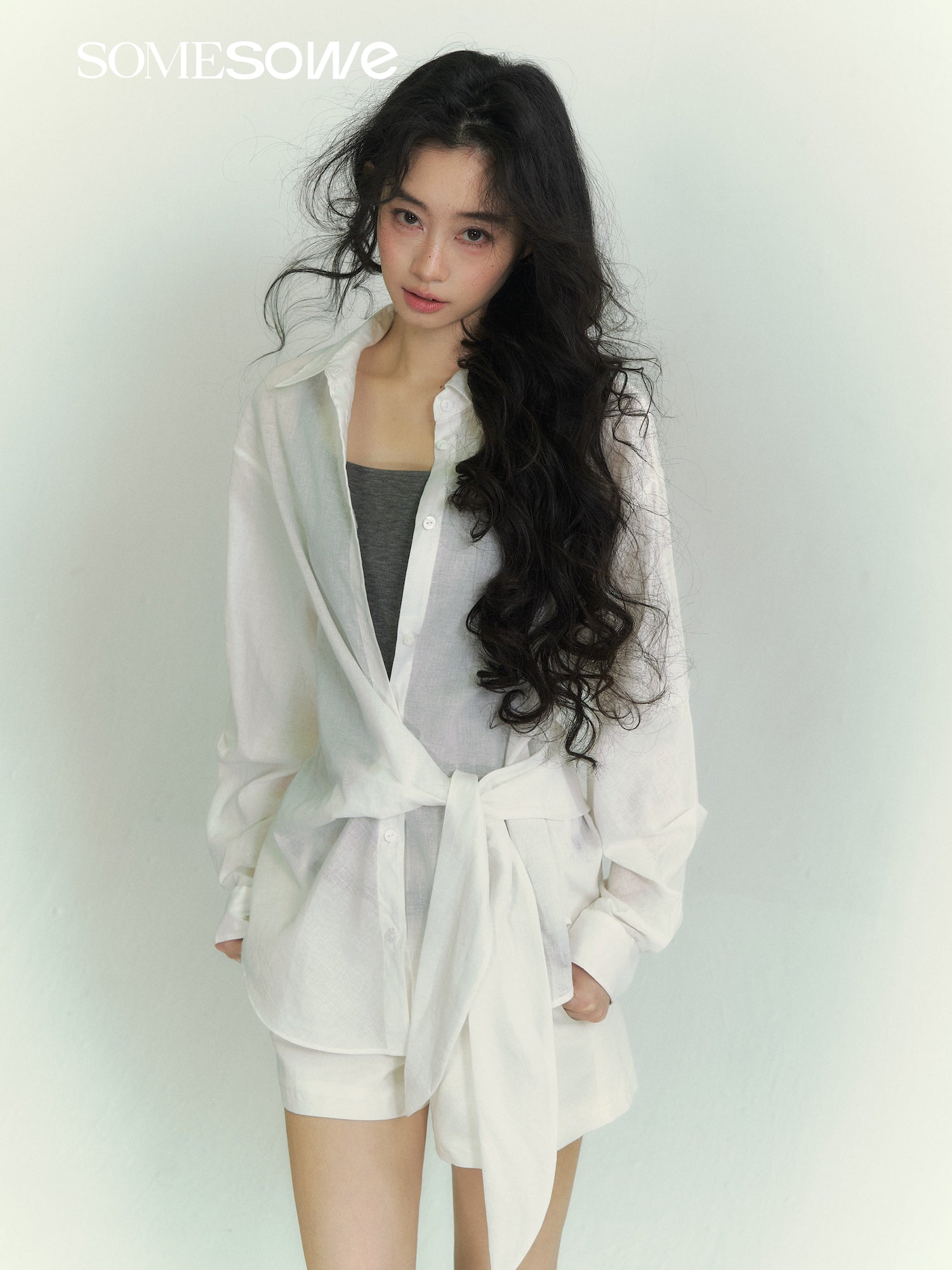 SOMESOWE S2609081 Lightweight lace up shirt
