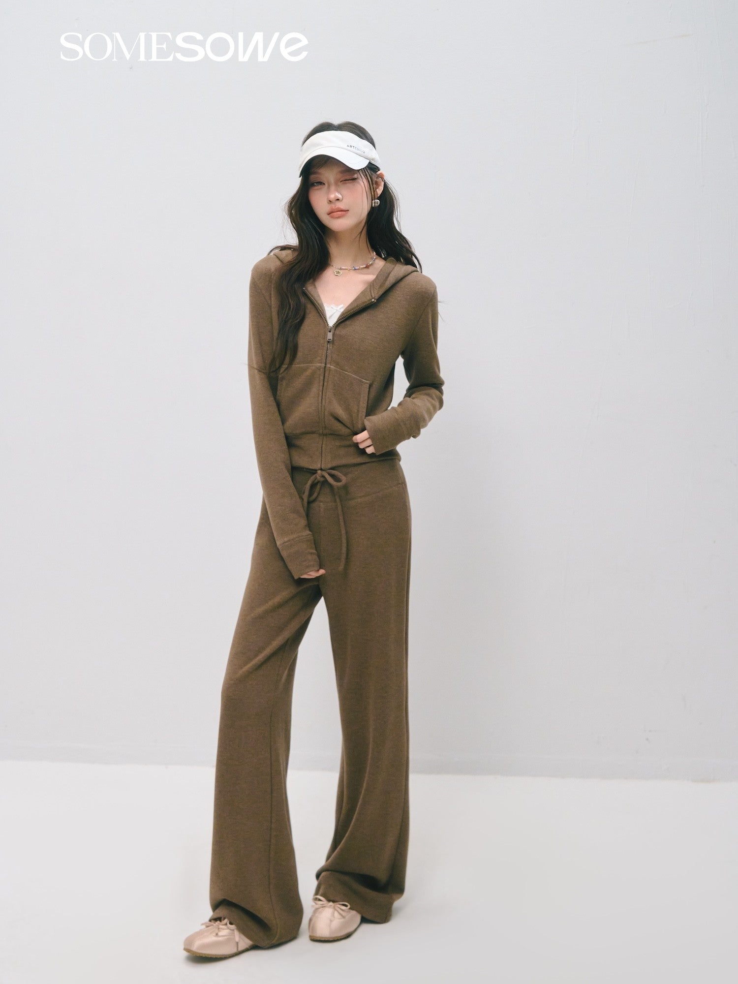 SOMESOWE S2509018&S2509019 Cloud velvet soft hooded sweatshirt + pants set