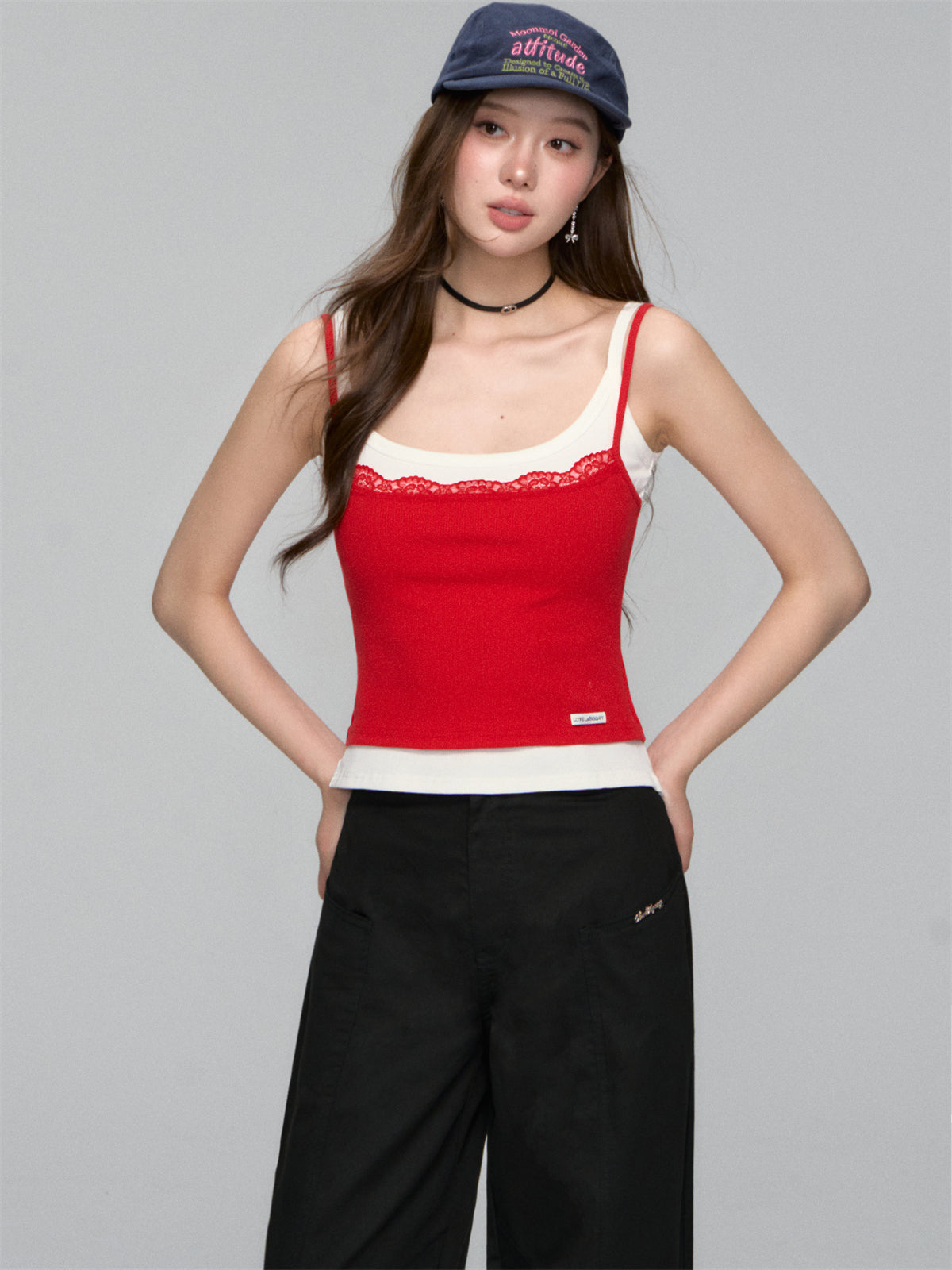 AsGony ASG25154 Fake two-piece lace patchwork camisole vest (2color)