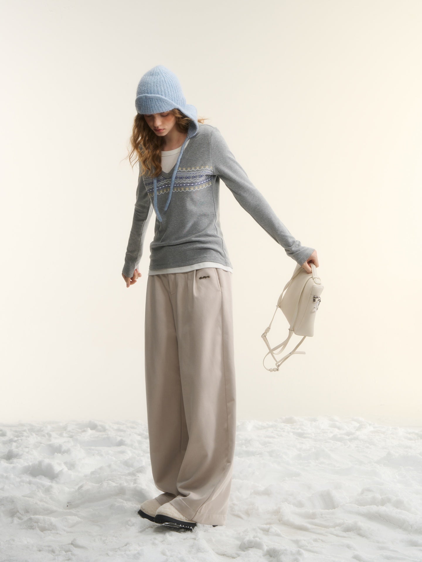 AsGony ASG25546 Fair Island Printed Fake Two Piece Top