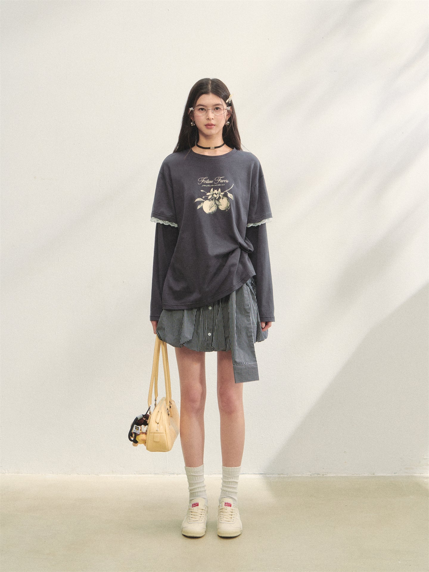 AsGony ASG25297 Fruit print fake two piece lace splicing T