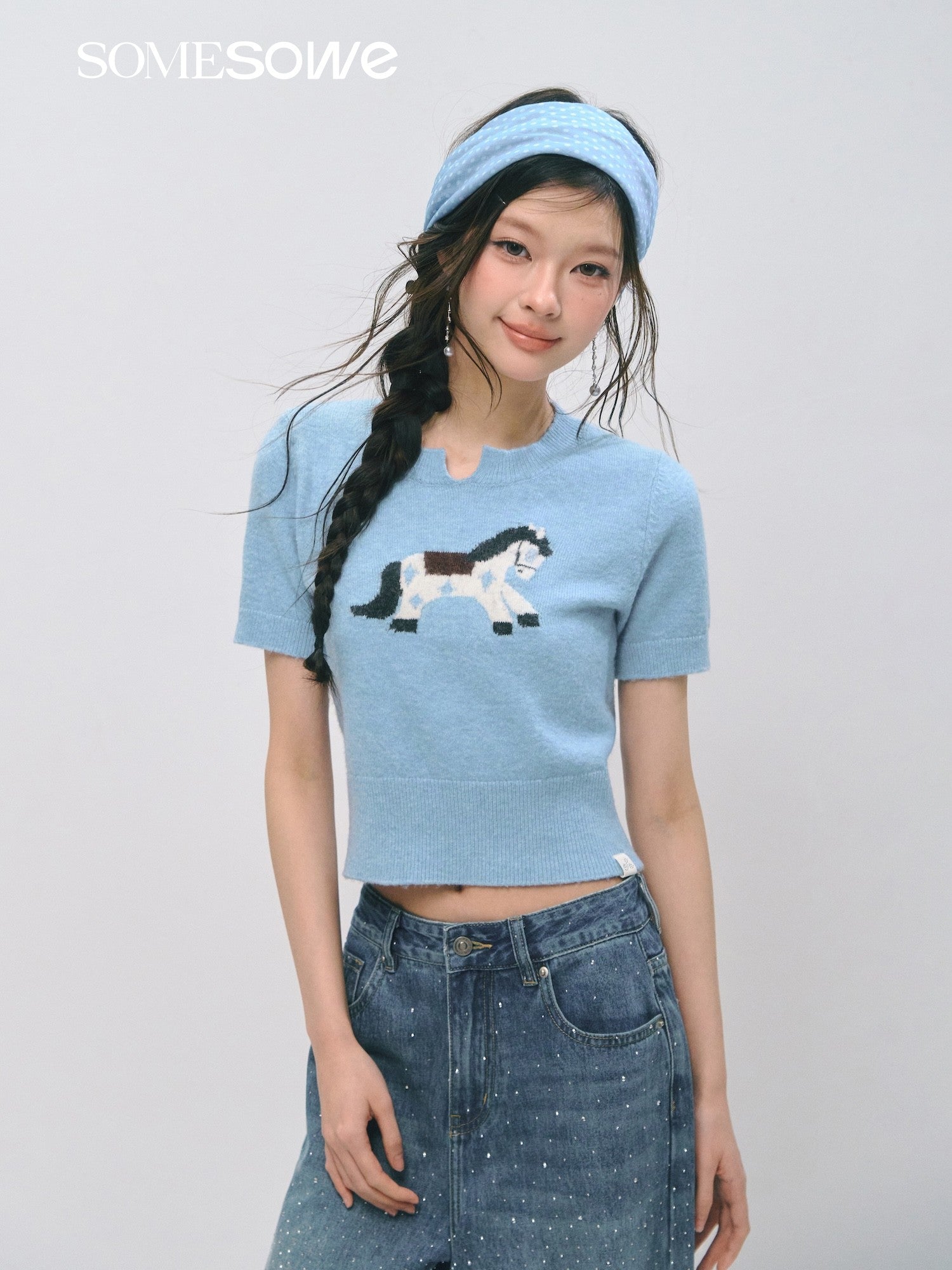 SOMESOWE S2609034 Pony Jacquard Knitted Short Sleeve Top