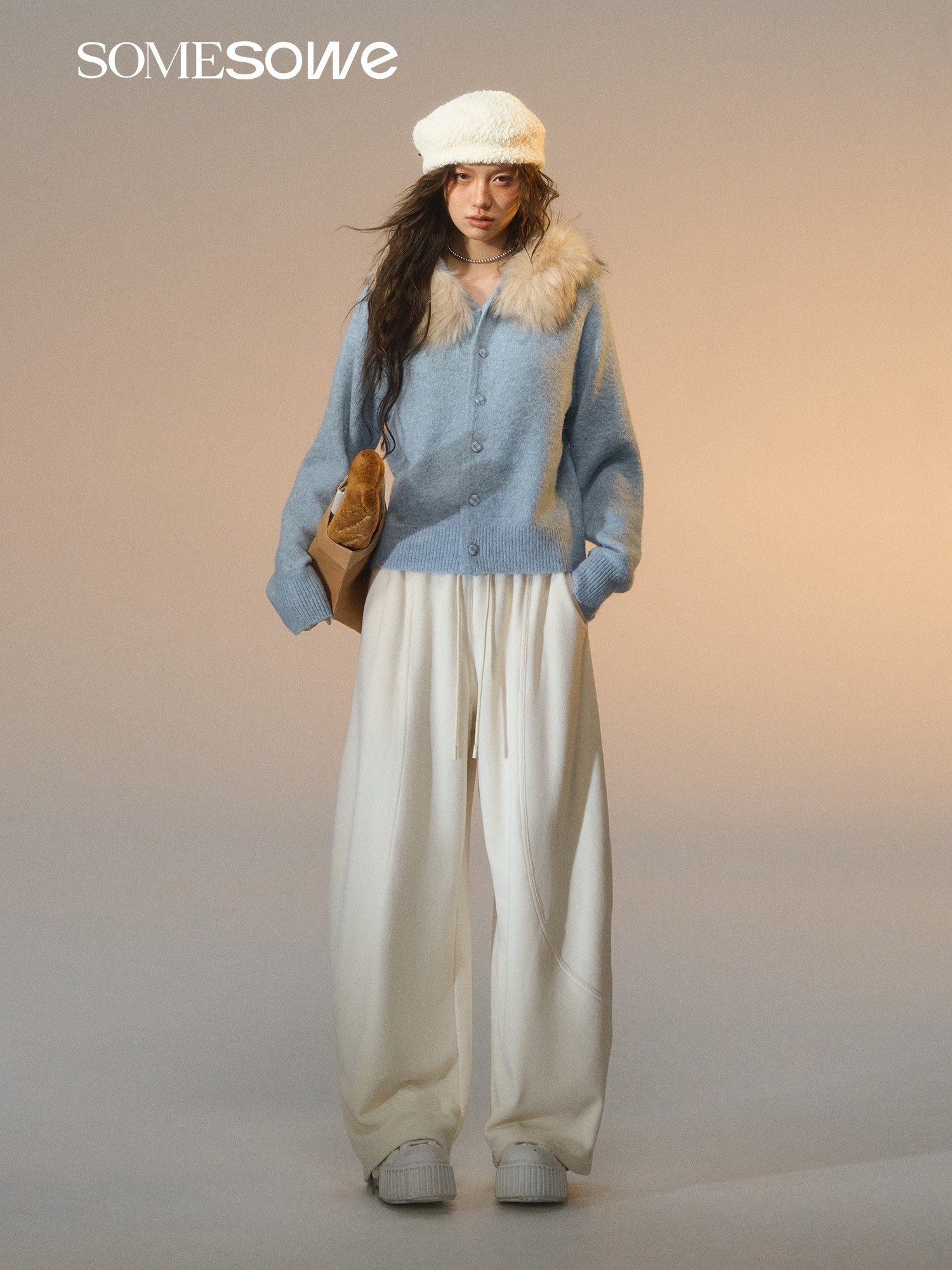 SOMESOWE S2508279 Detachable wool collar cowhide hooded cardigan
