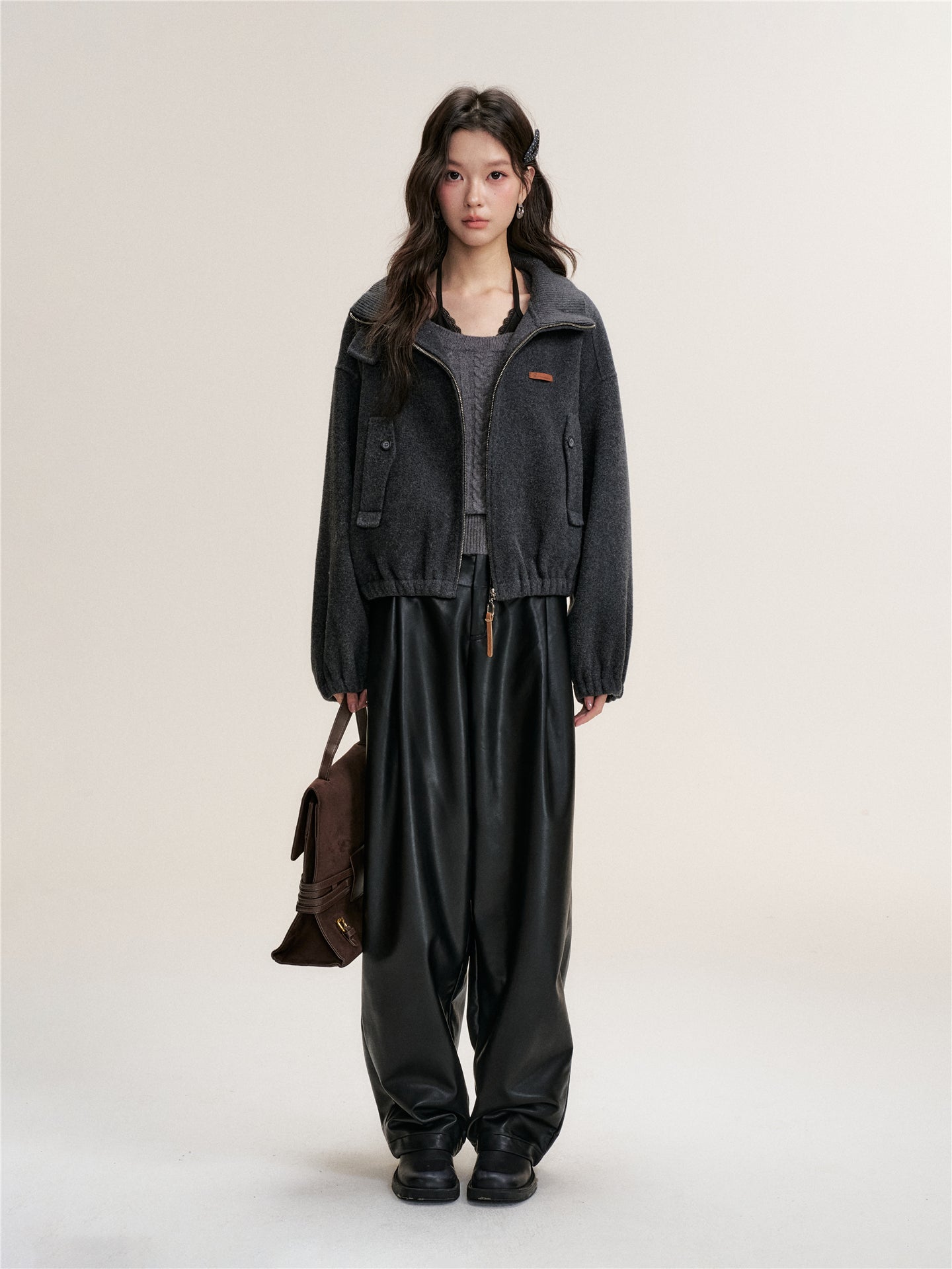 16DEWS 16D25481 Twisted floral texture fake two slim fit base top