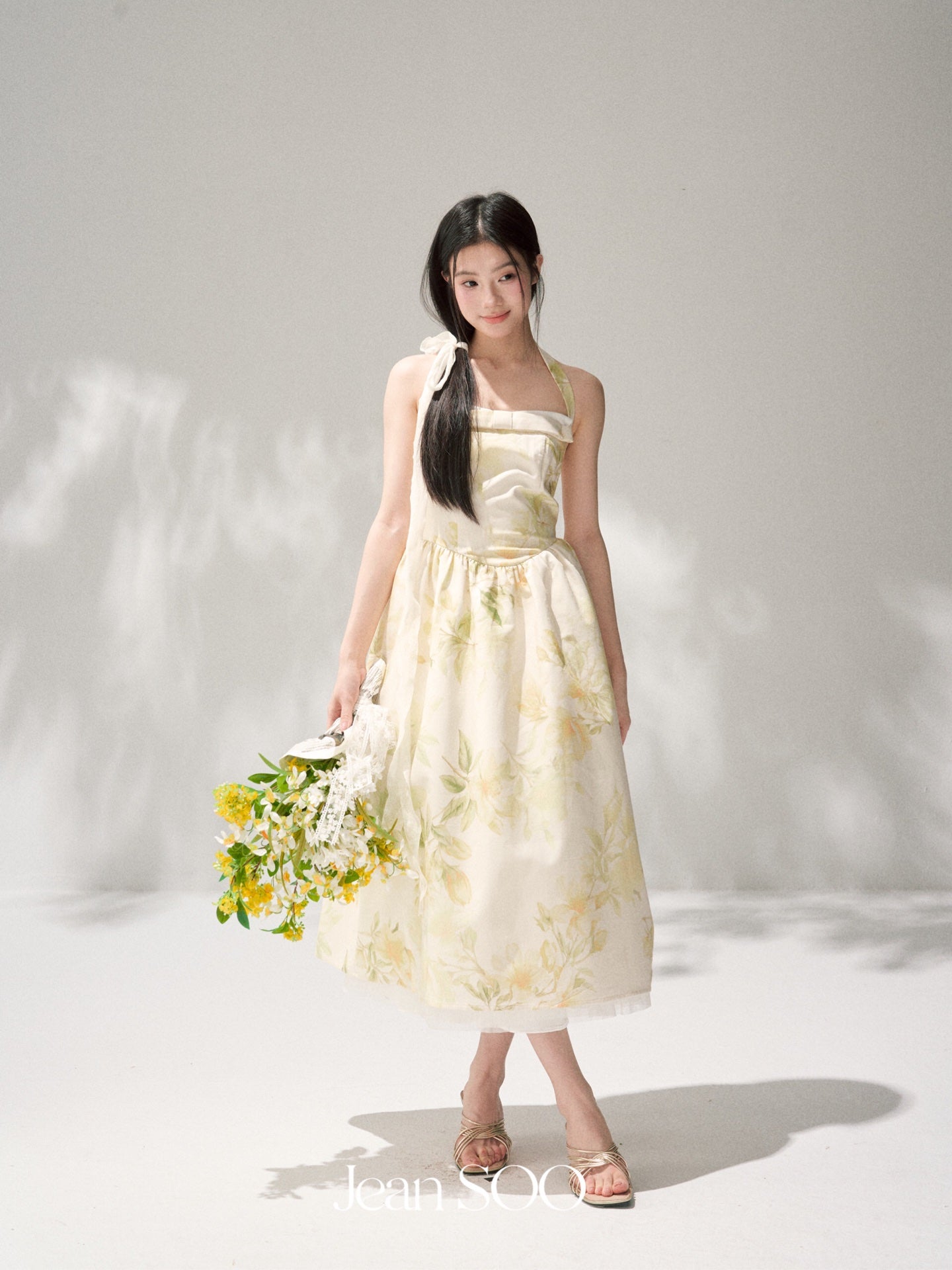 Jean Soo Waisted Hanging Neck Printed Light Dress
