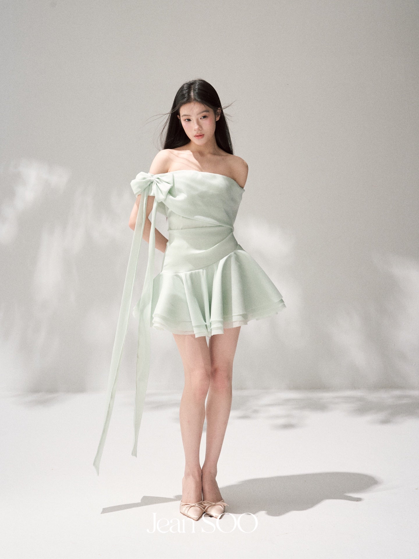 Jean Soo Green Elf slanted shoulder pleated irregular dress