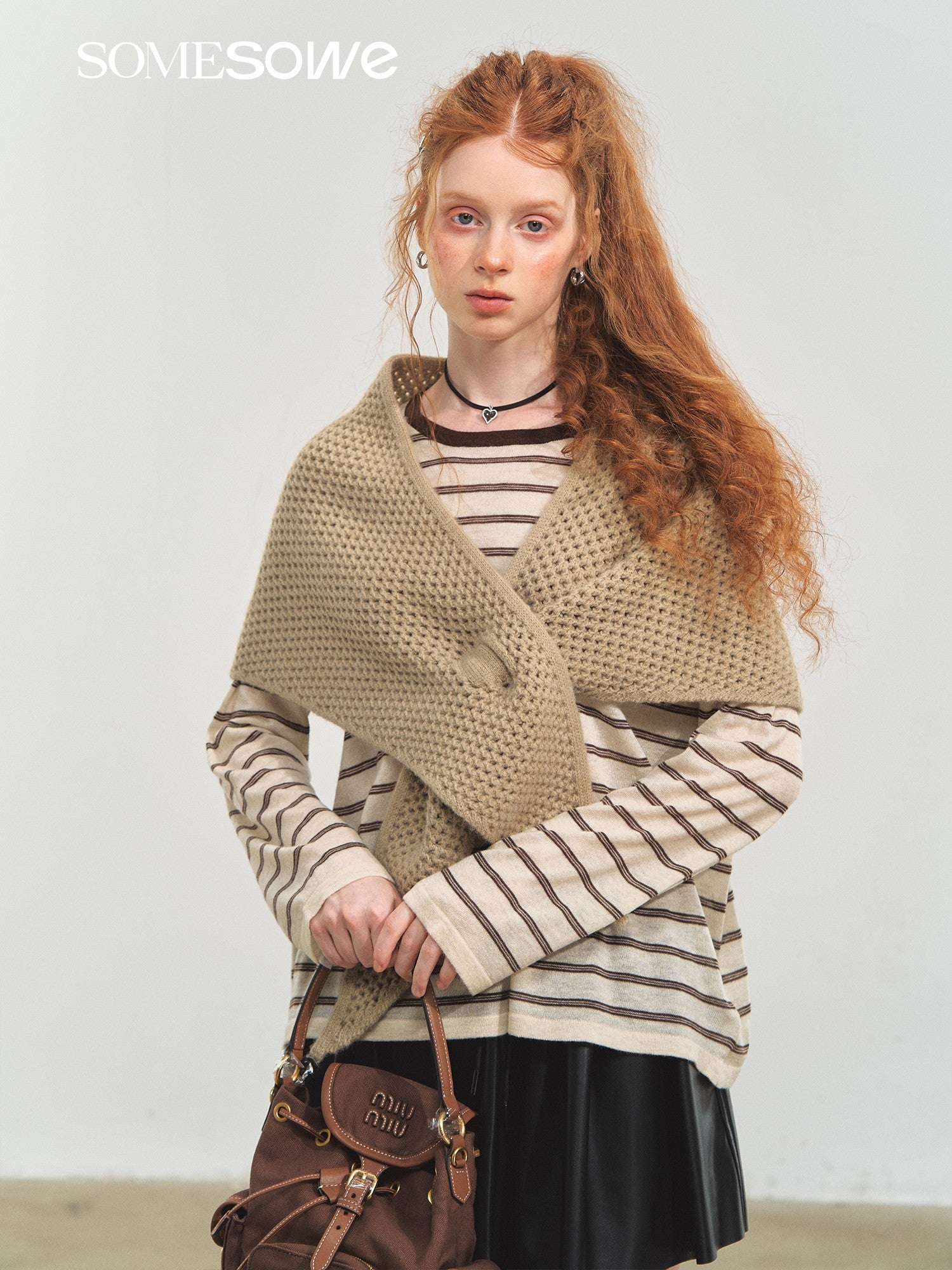 SOMESOWE S2508227 Vintage striped versatile knitted top