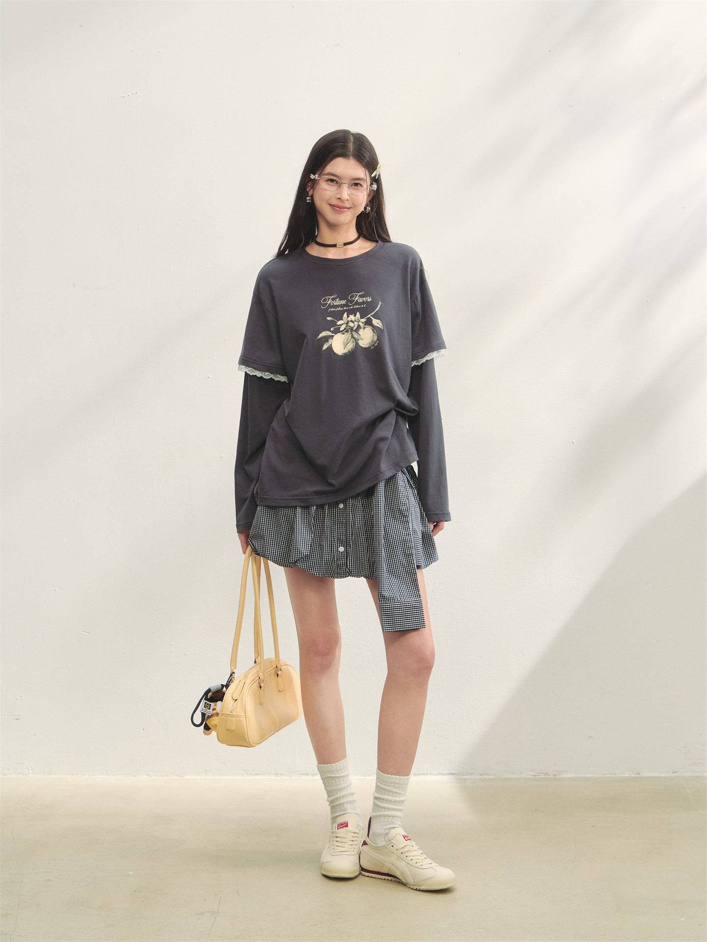 AsGony ASG25297 Fruit print fake two piece lace splicing T