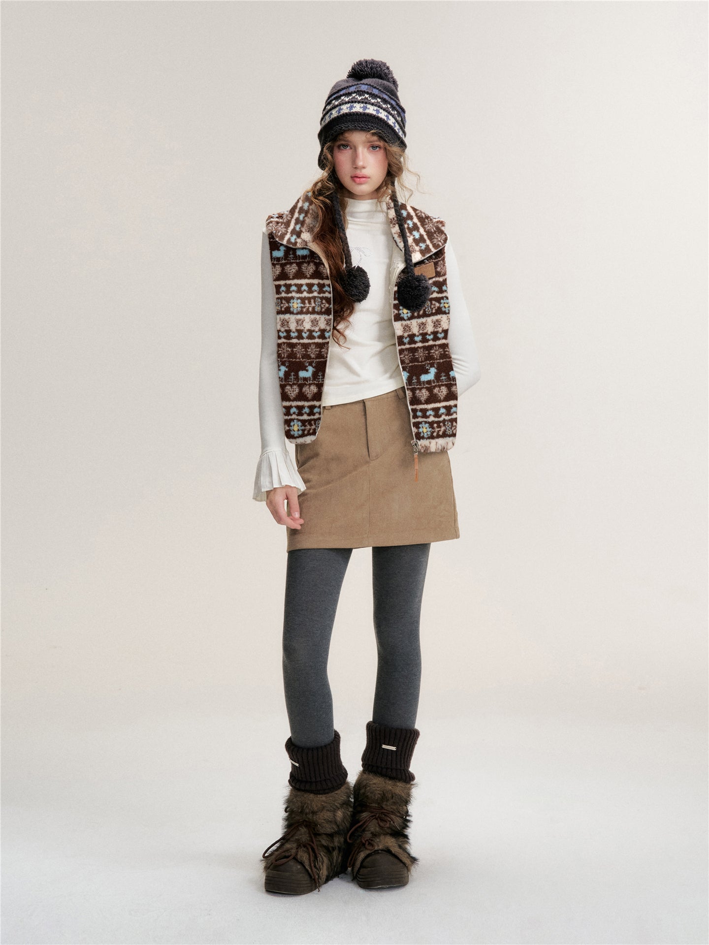 16DEWS 16D25480 Double sided Fer Island vest jacket