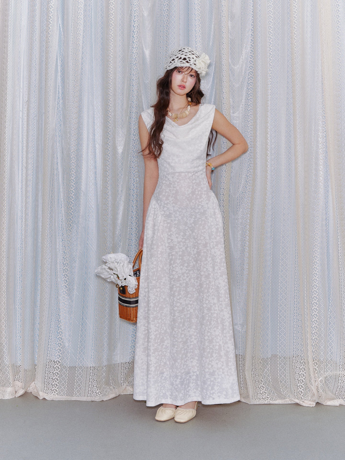 AsGony ASG26029 Swing collar lace jacquard waist cinching dress