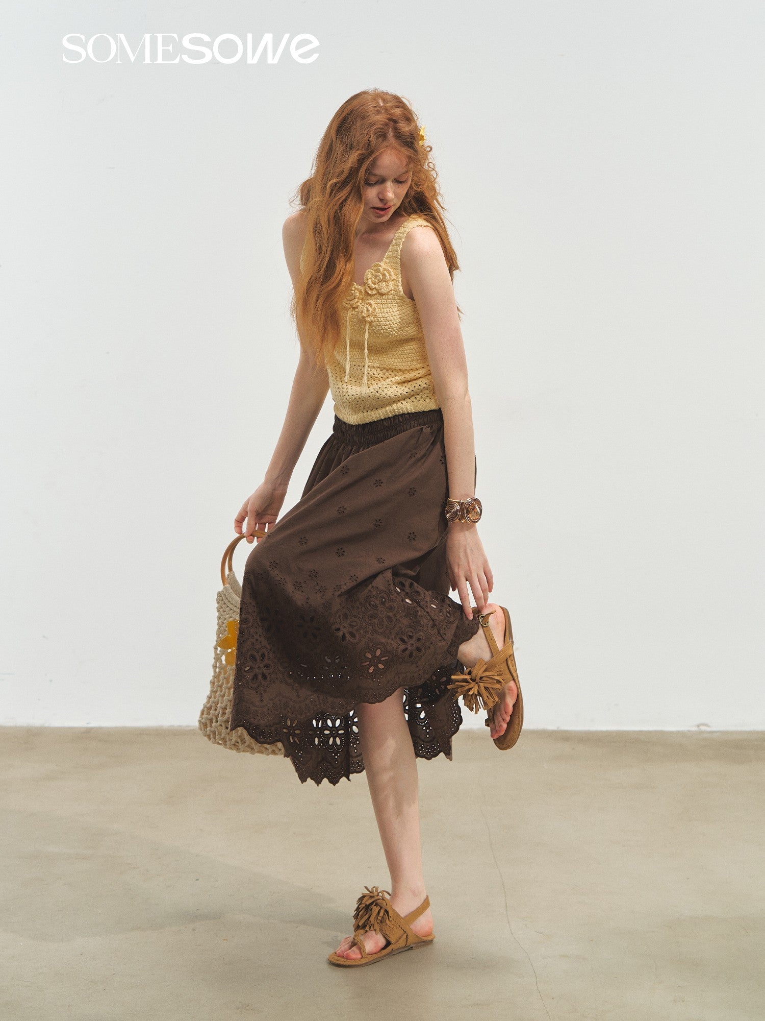 SOMESOWE S2508151 Handmade flower crochet vest (2color)