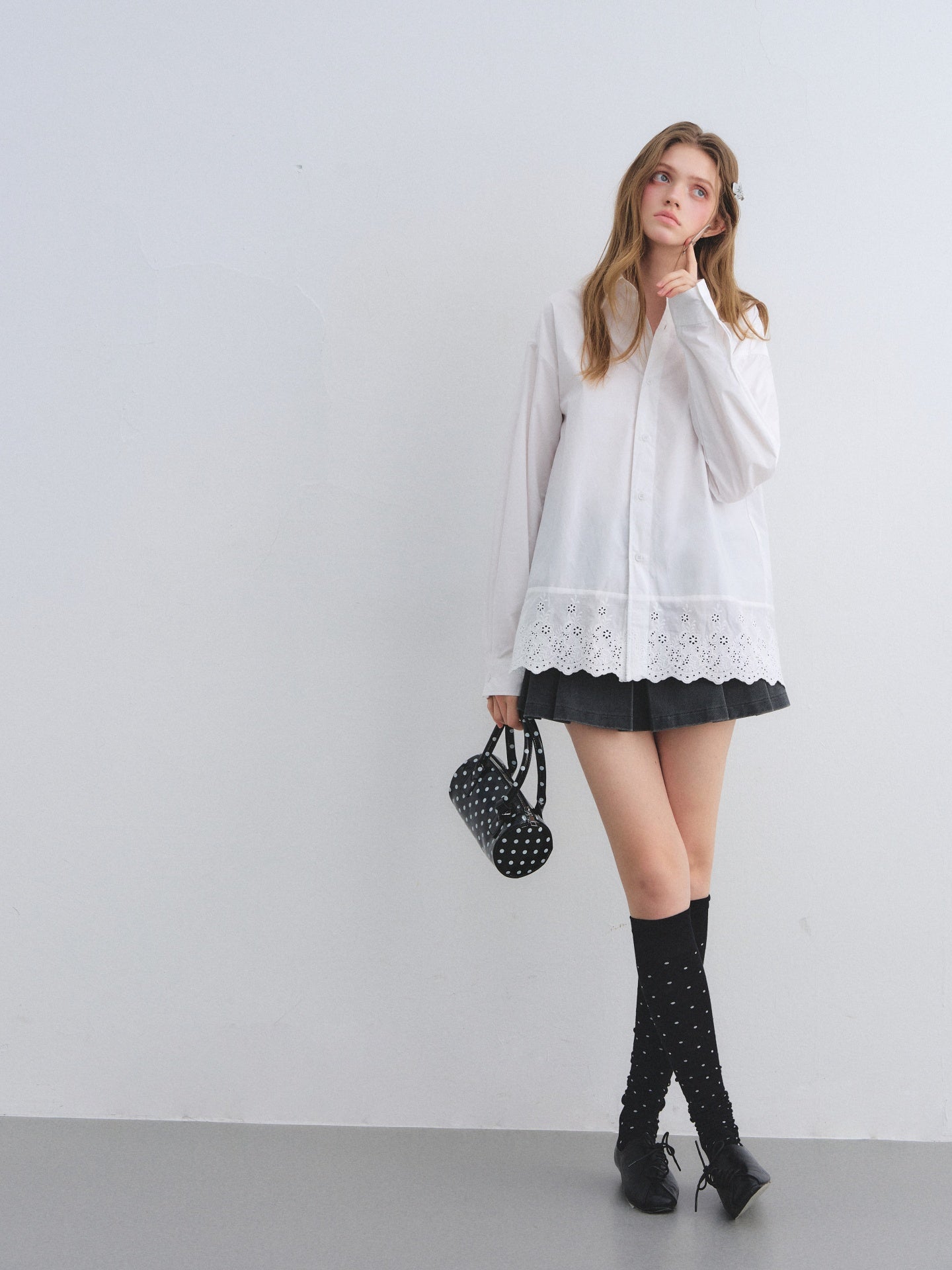 AsGony ASG25654 Hollow embroidery patchwork shirt