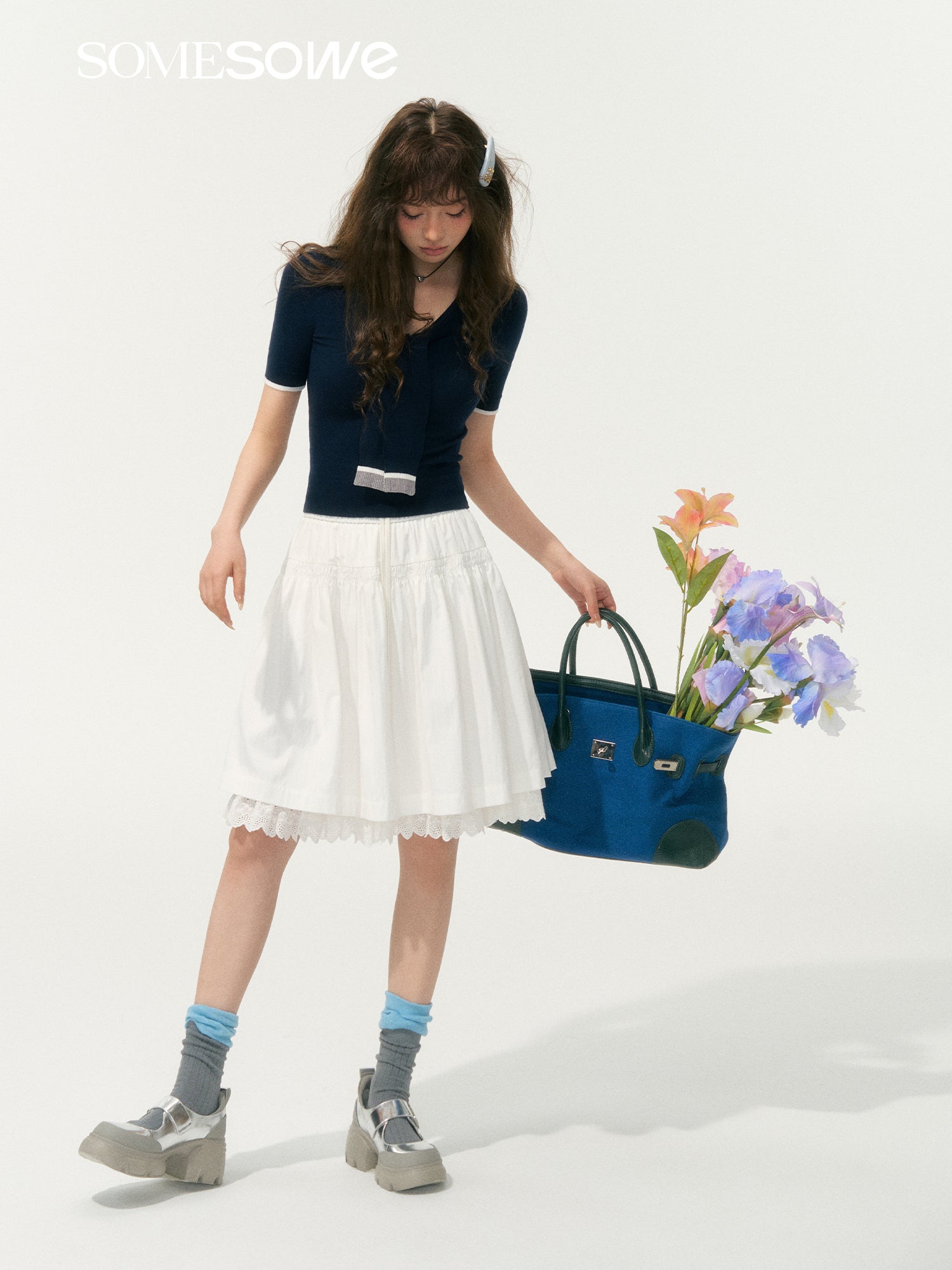 SOMESOWE S2508069 Navy collar tie knit top (2color)