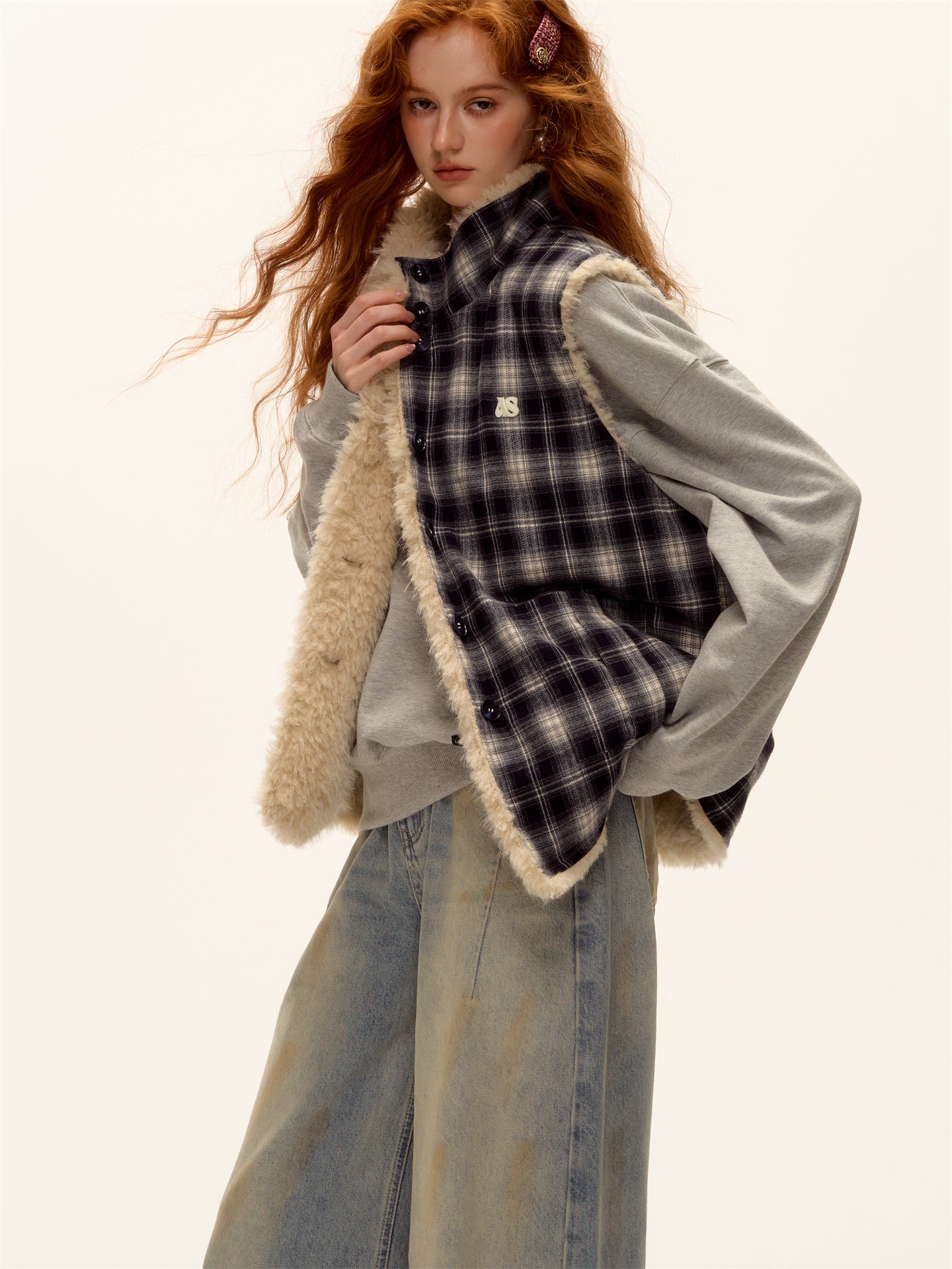 AsGony ASG25468 Double sided plaid plush button vest