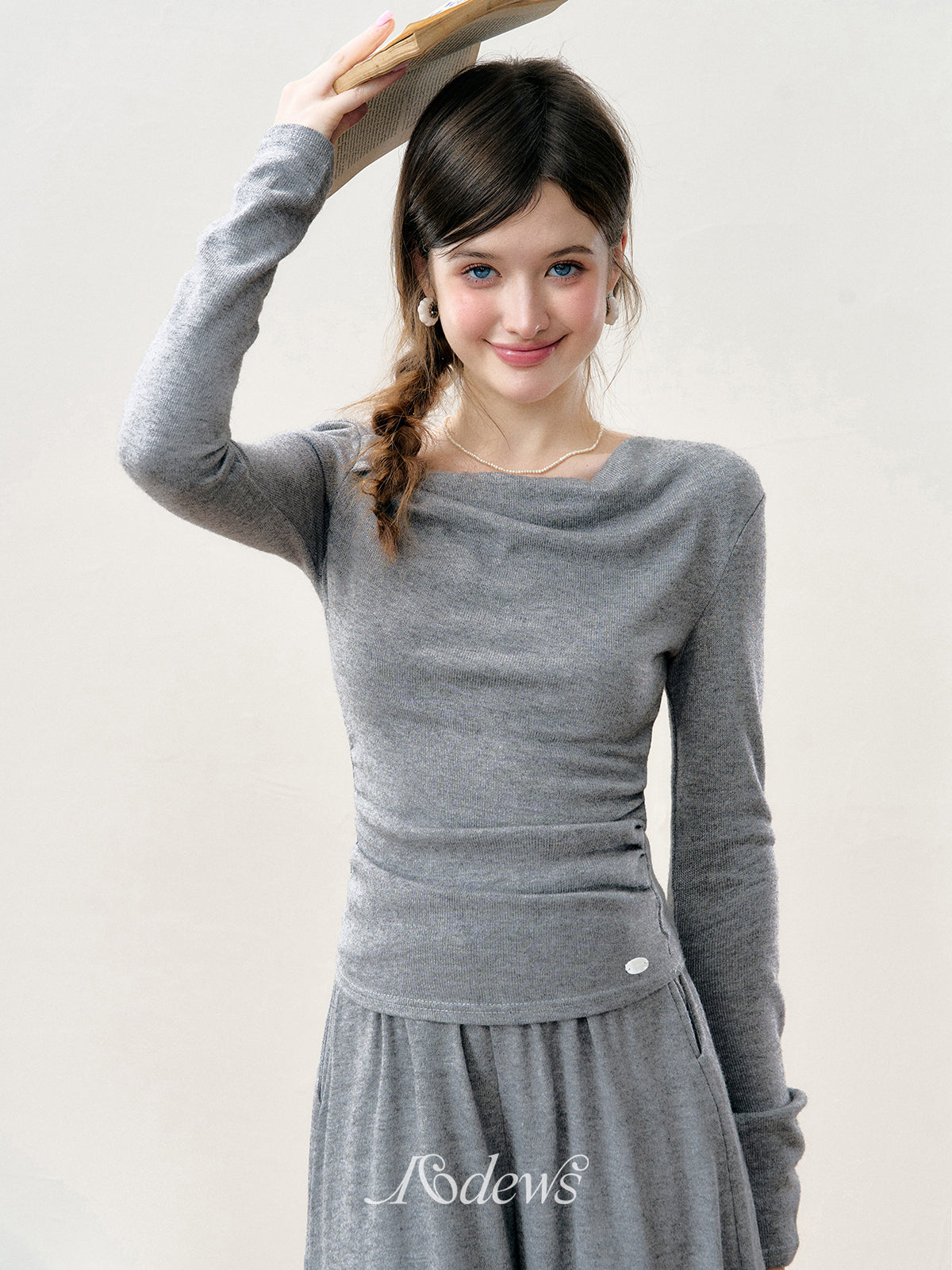 16DEWS 16D24268 Irregular pleated top + pants set