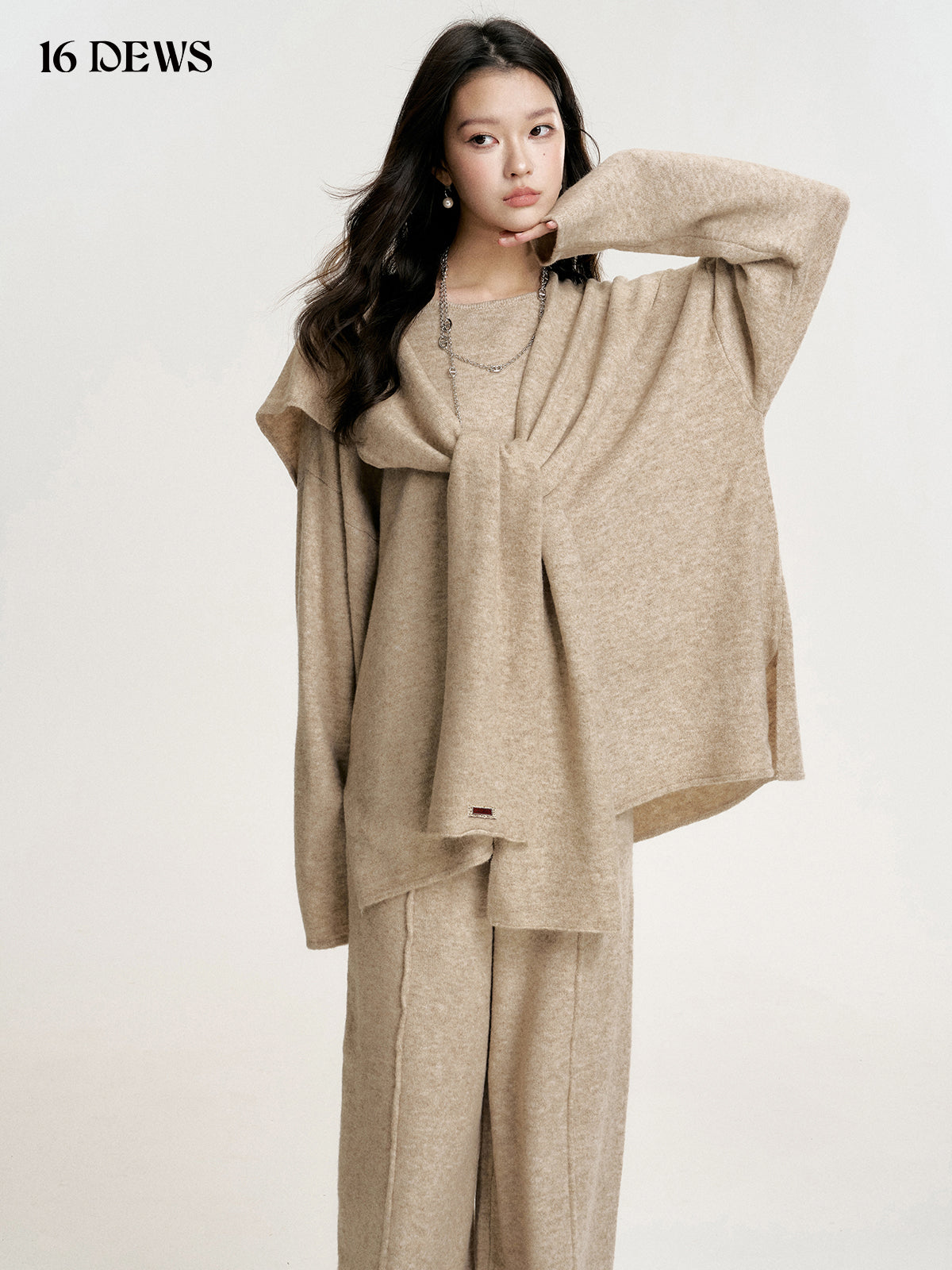 16DEWS 16D24351 Shawl wool knitted top + pants set