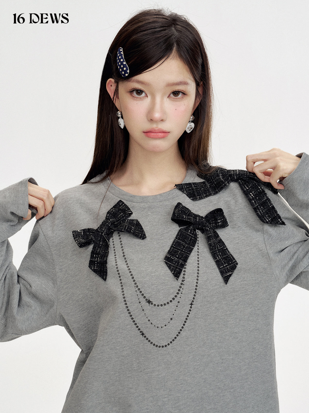 16DEWS 16D24437 Bow tie long sleeved printed T-shirt