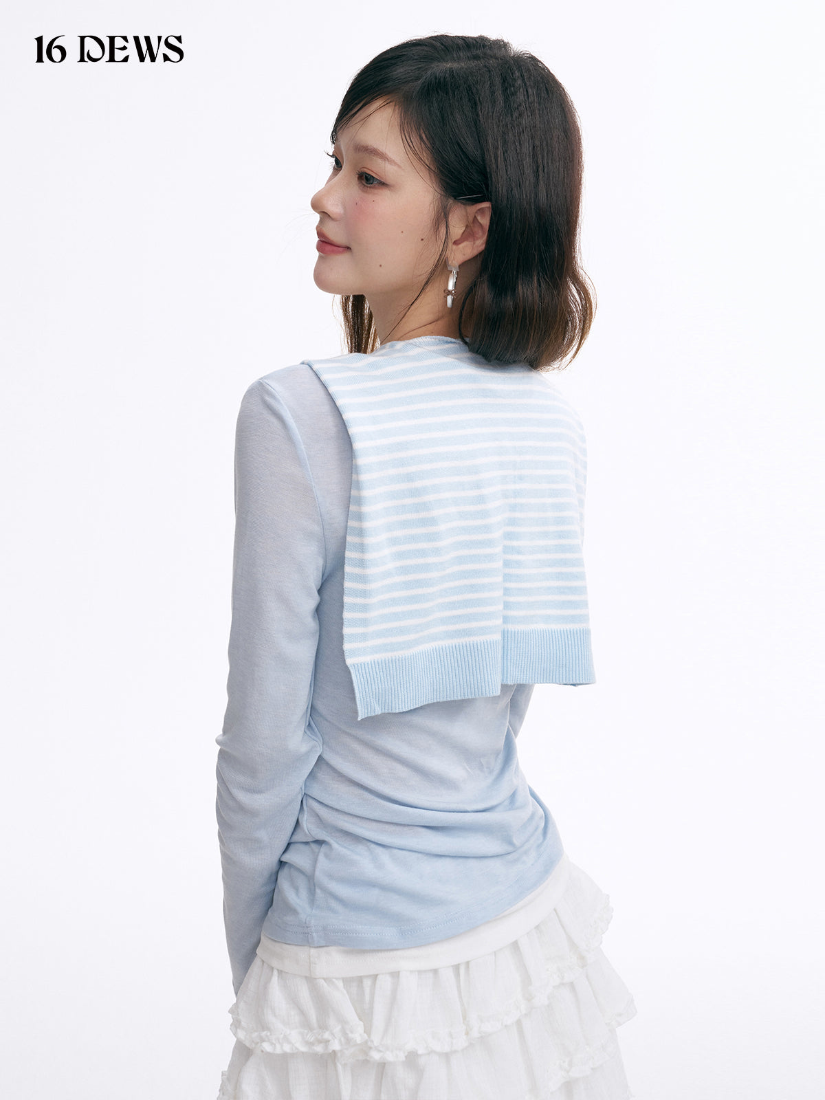 16DEWS 16D25002 Slim fit long sleeved tops with shawl (2color)