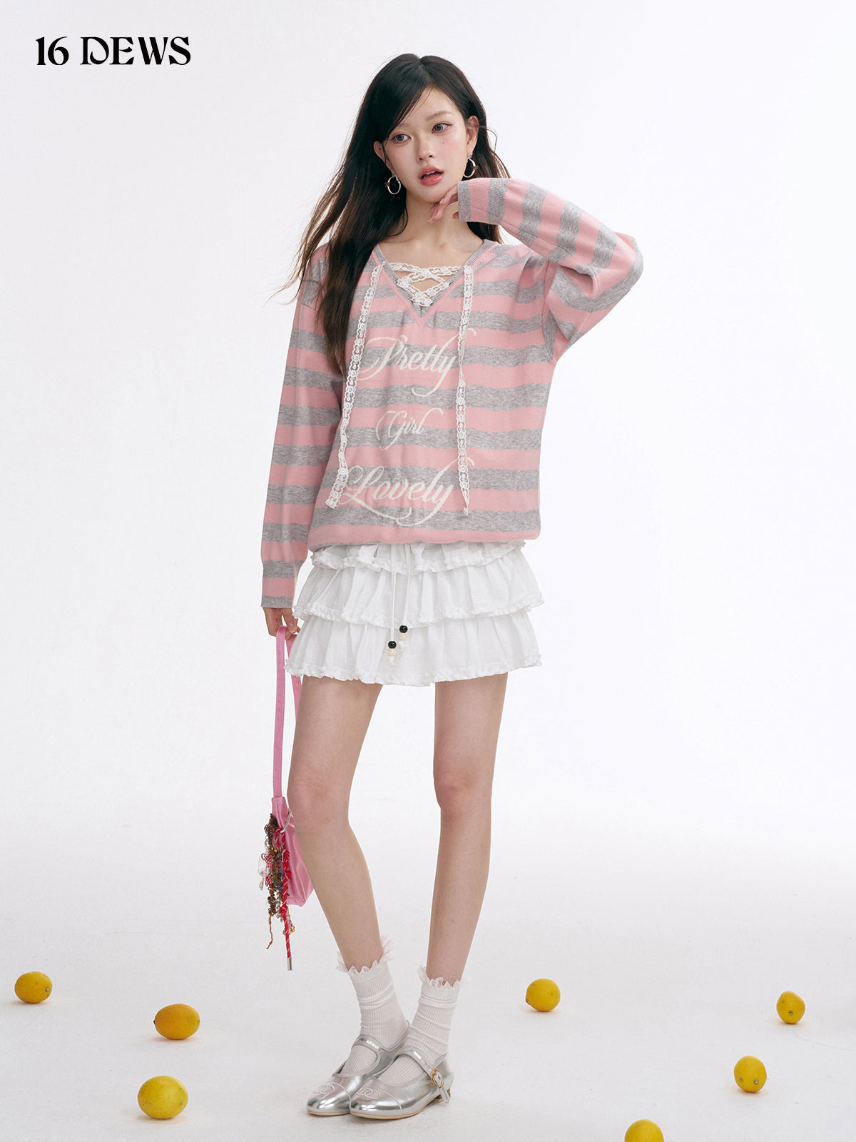 16DEWS 16D25008 V-neck lace tied sweater