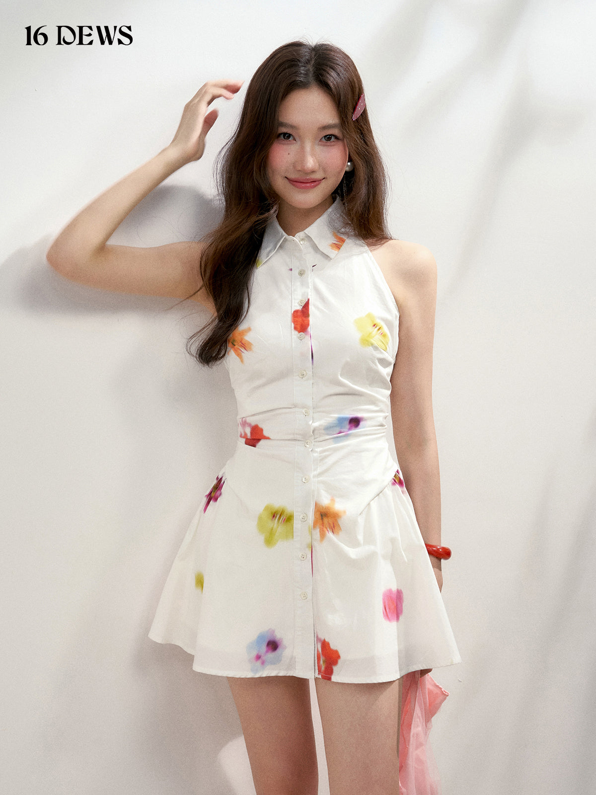 16DEWS 16D25187 Halter neck sleeveless waist cinching dress