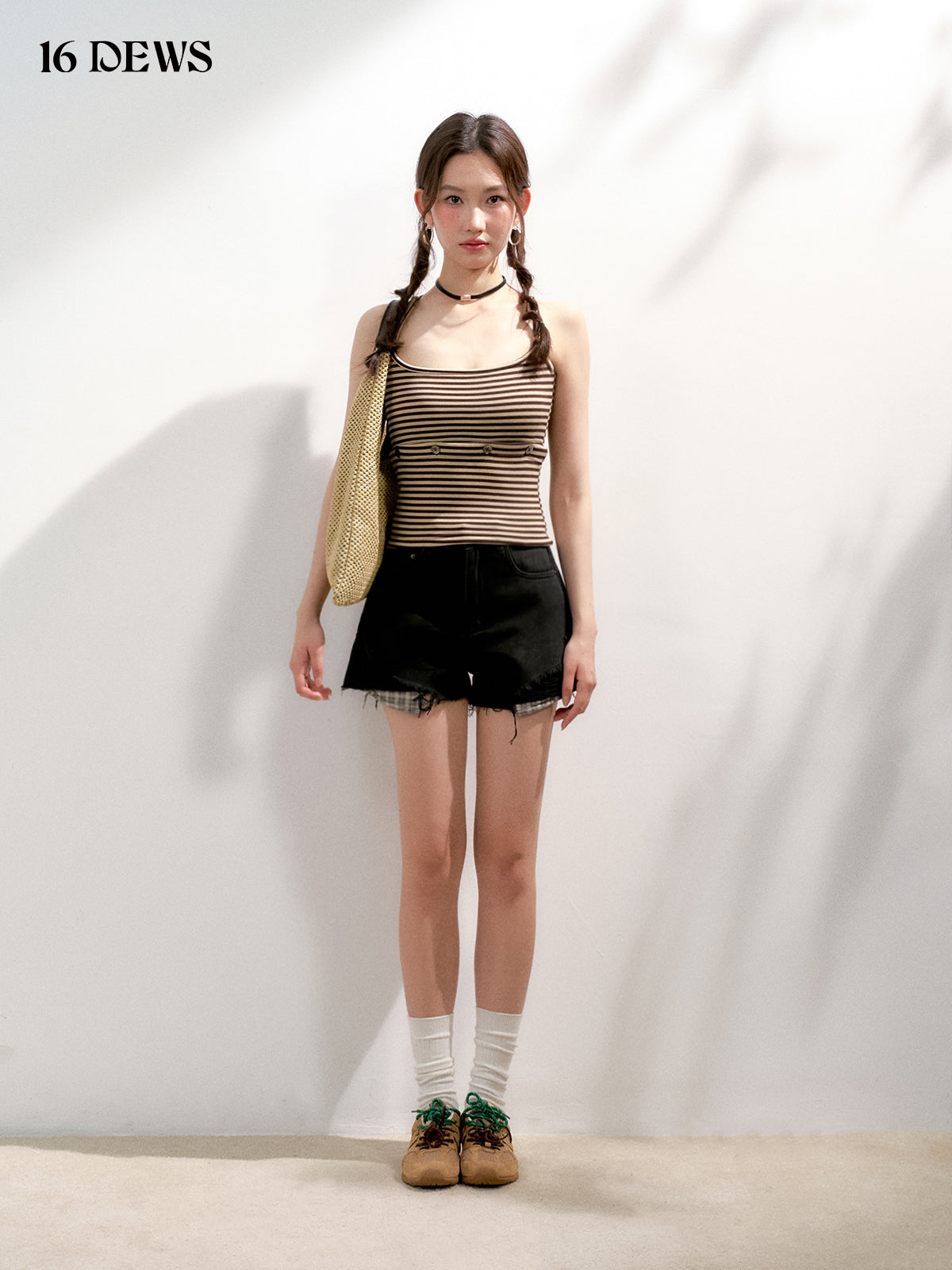 16DEWS 16D25199 Detachable button design camisole