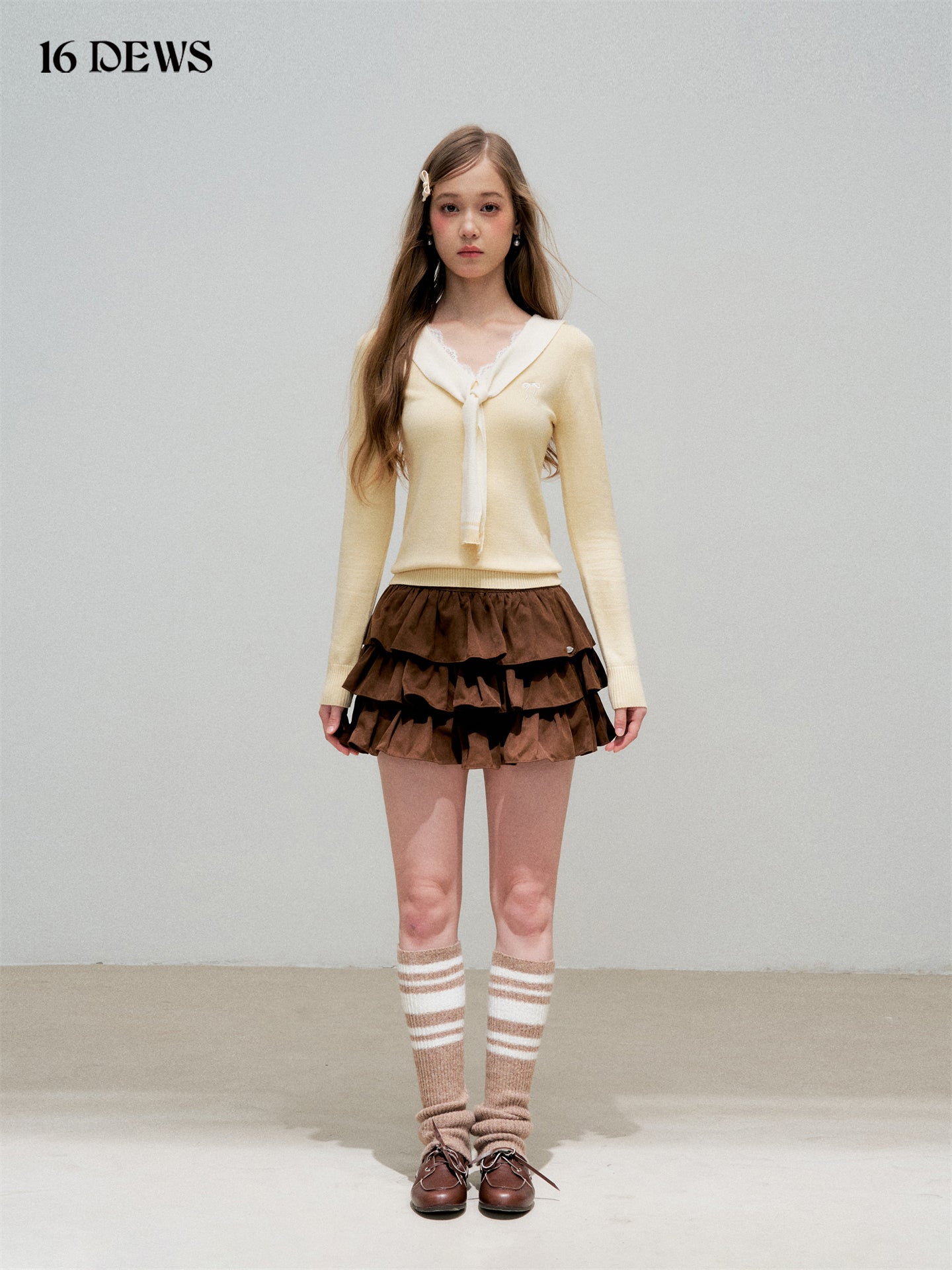 16DEWS 16D25293 Cream yellow lace patchwork long sleeved knitted sweater