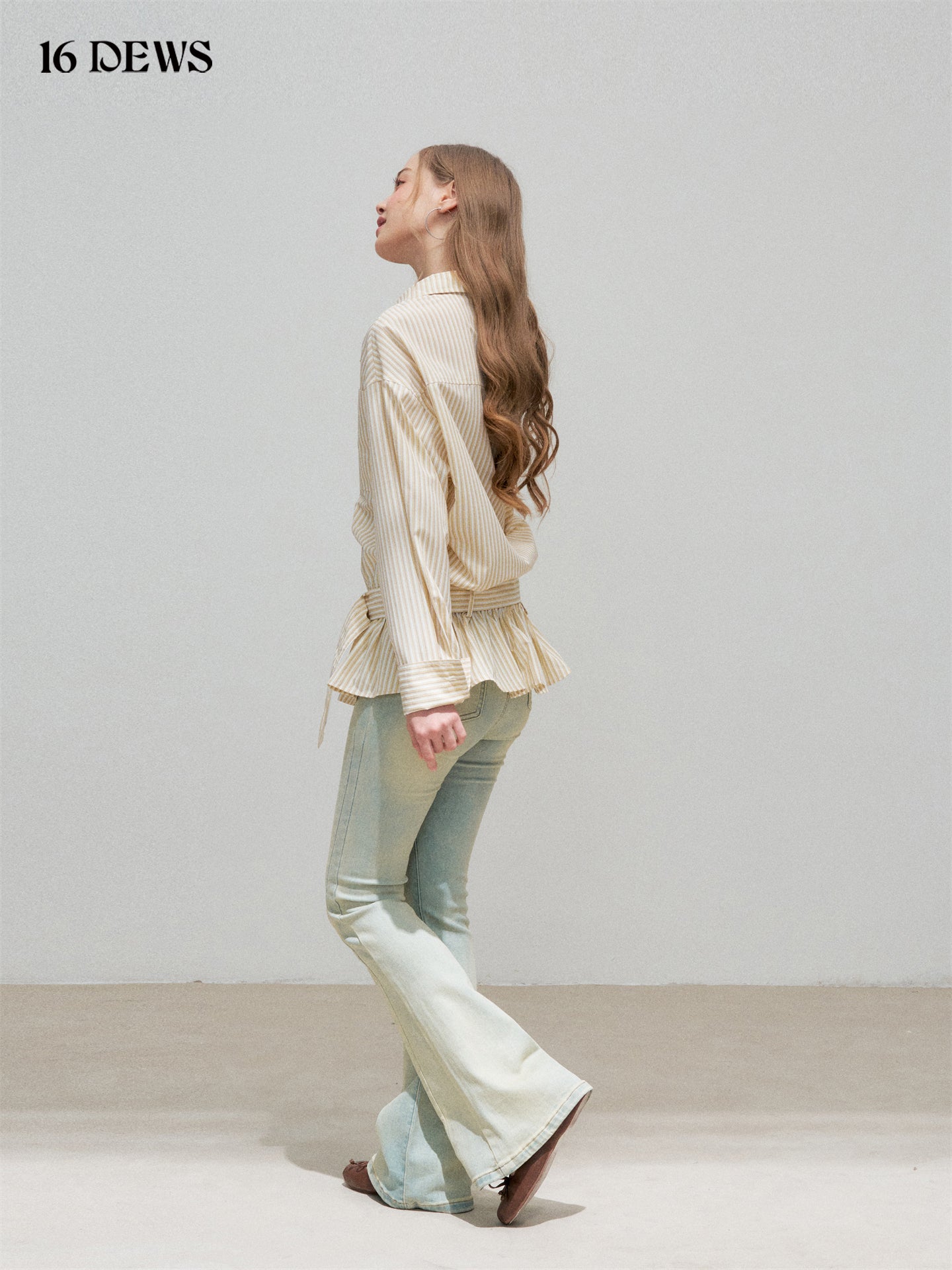 16DEWS 16D25311 Fold up collar long sleeved shirt