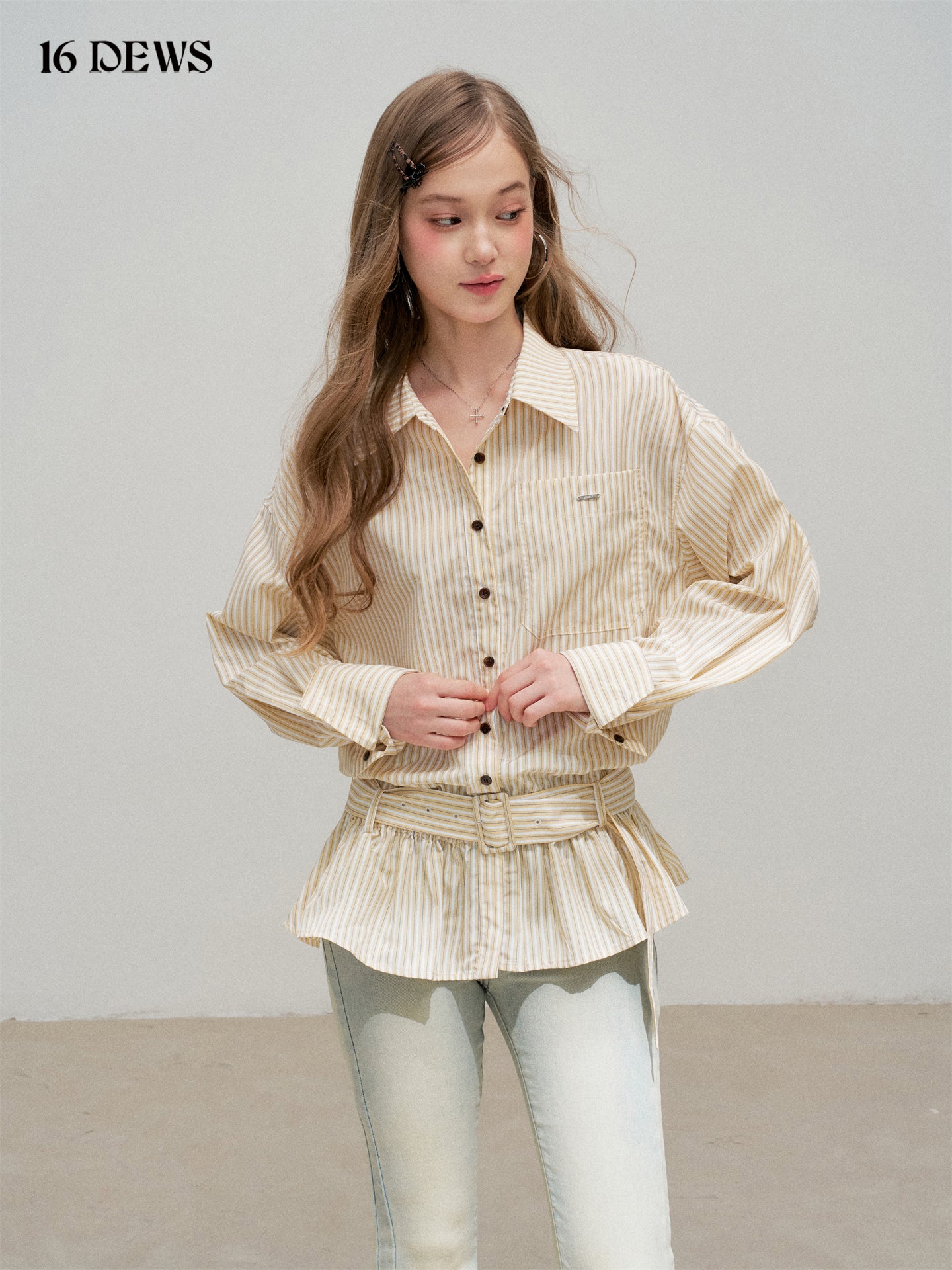 16DEWS 16D25311 Fold up collar long sleeved shirt
