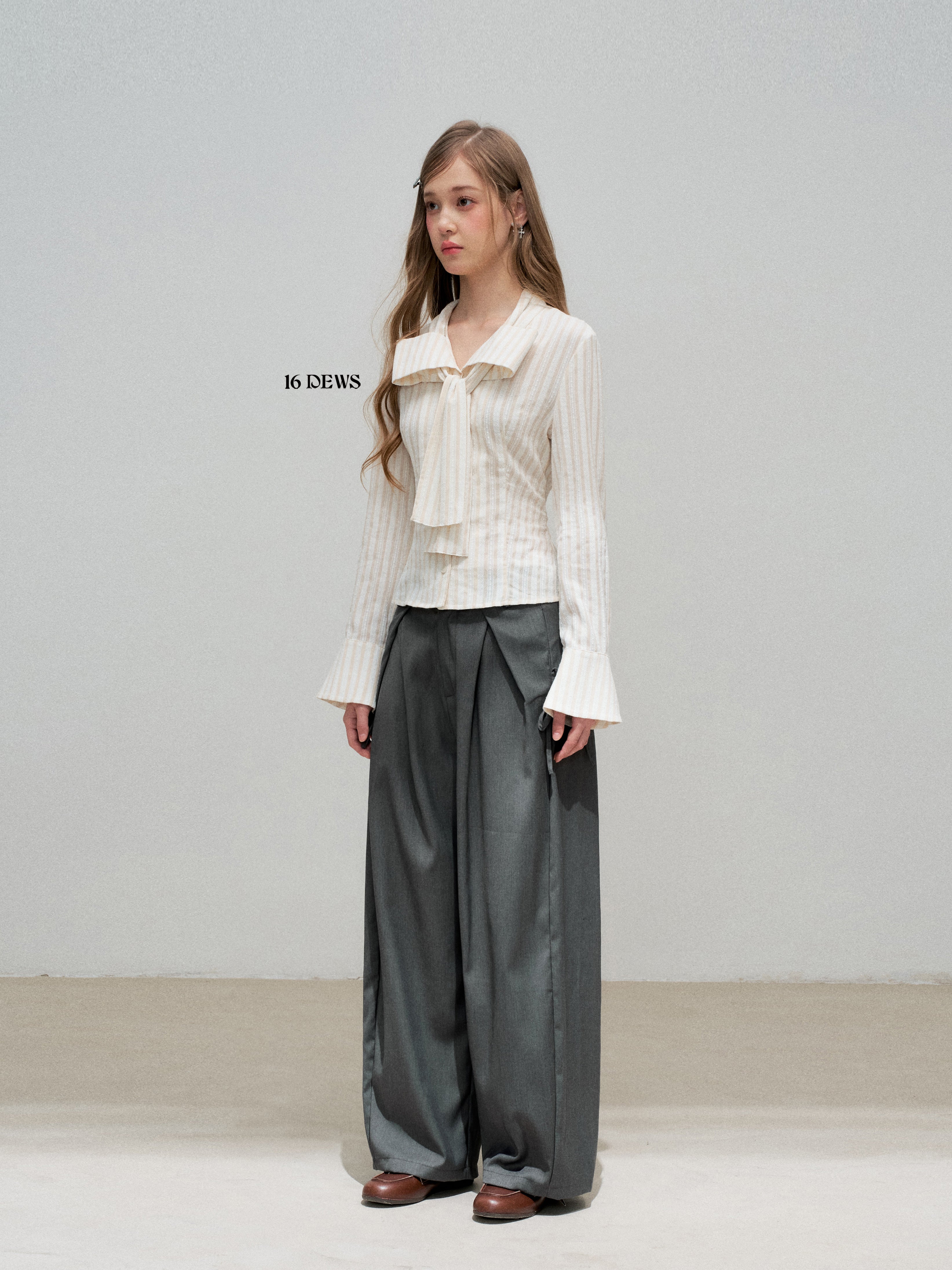 16DEWS 16D25321 3D bow striped long sleeved shirt