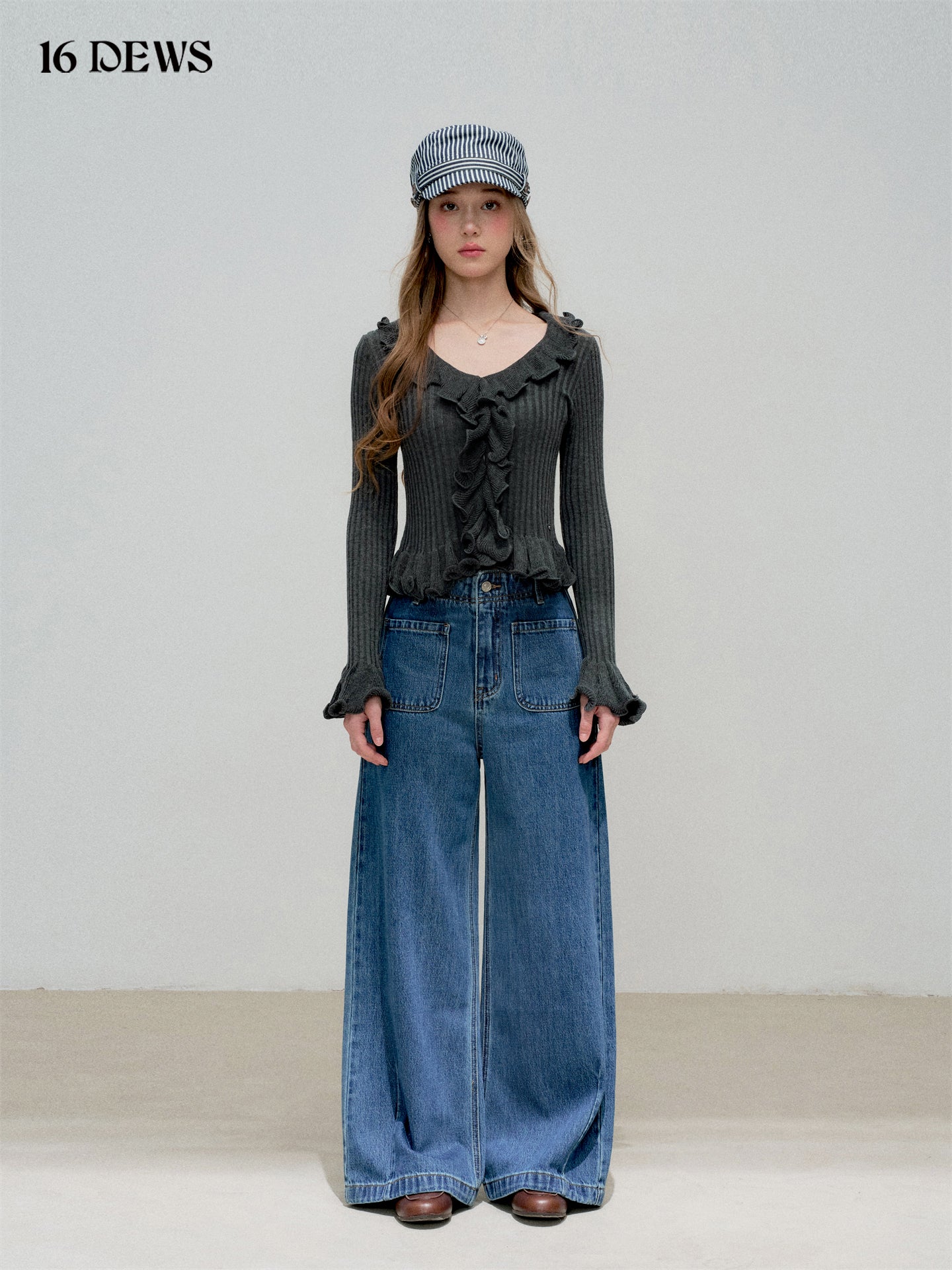 16DEWS 16D25324&16D25325 Ruffle flared sleeves V-neck slim knit top + pants