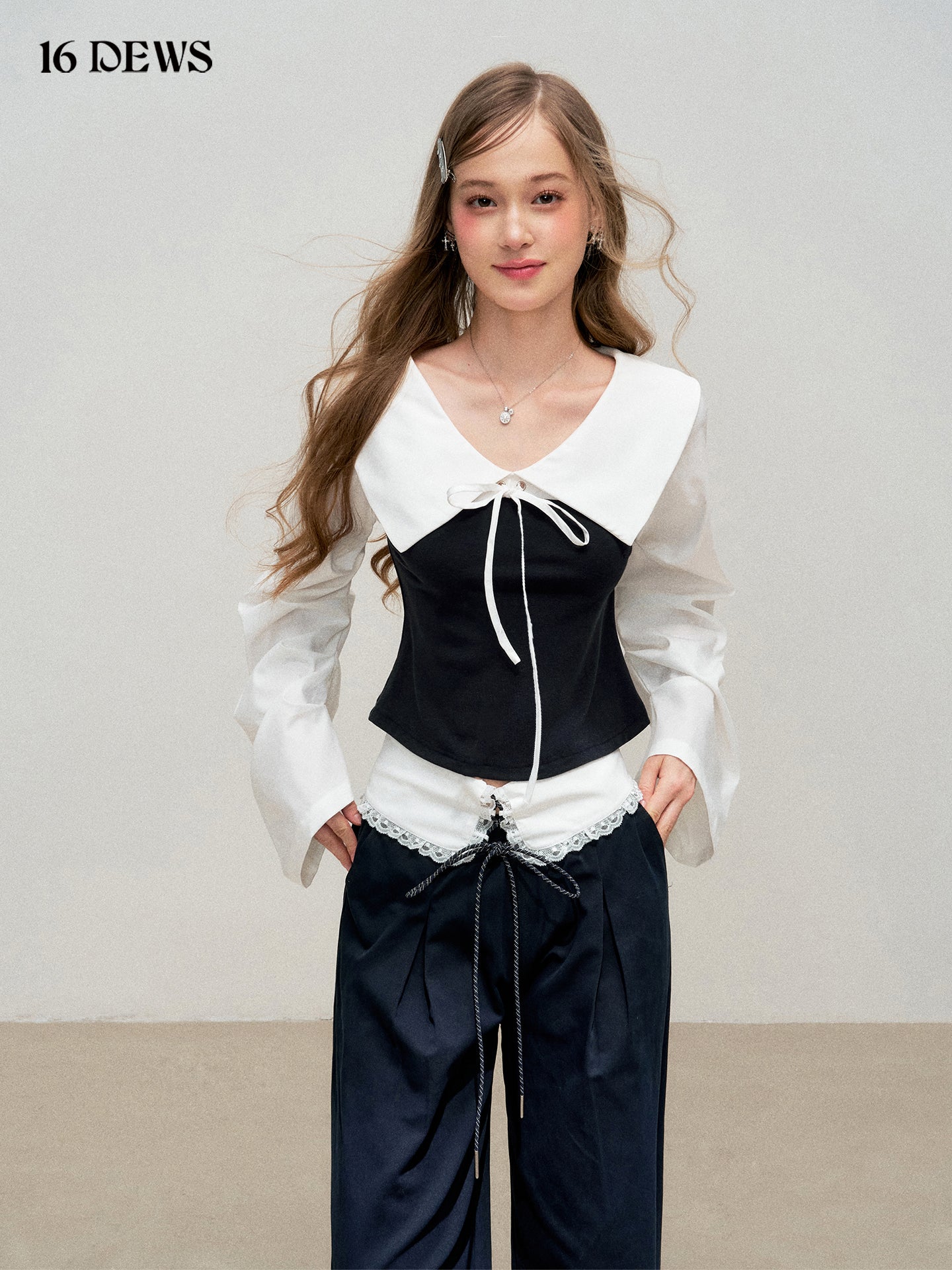 16DEWS 16D25326 Navy collar contrasting color patchwork top