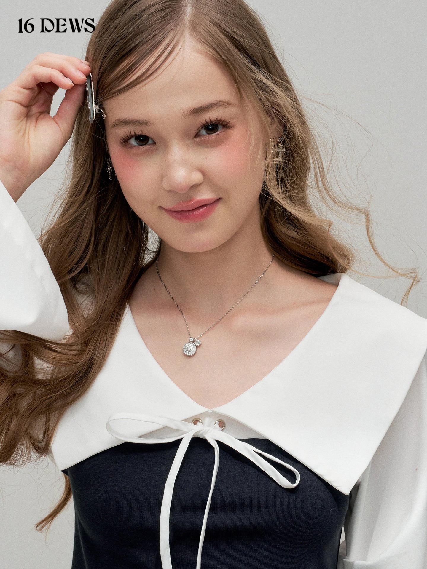 16DEWS 16D25326 Navy collar contrasting color patchwork top