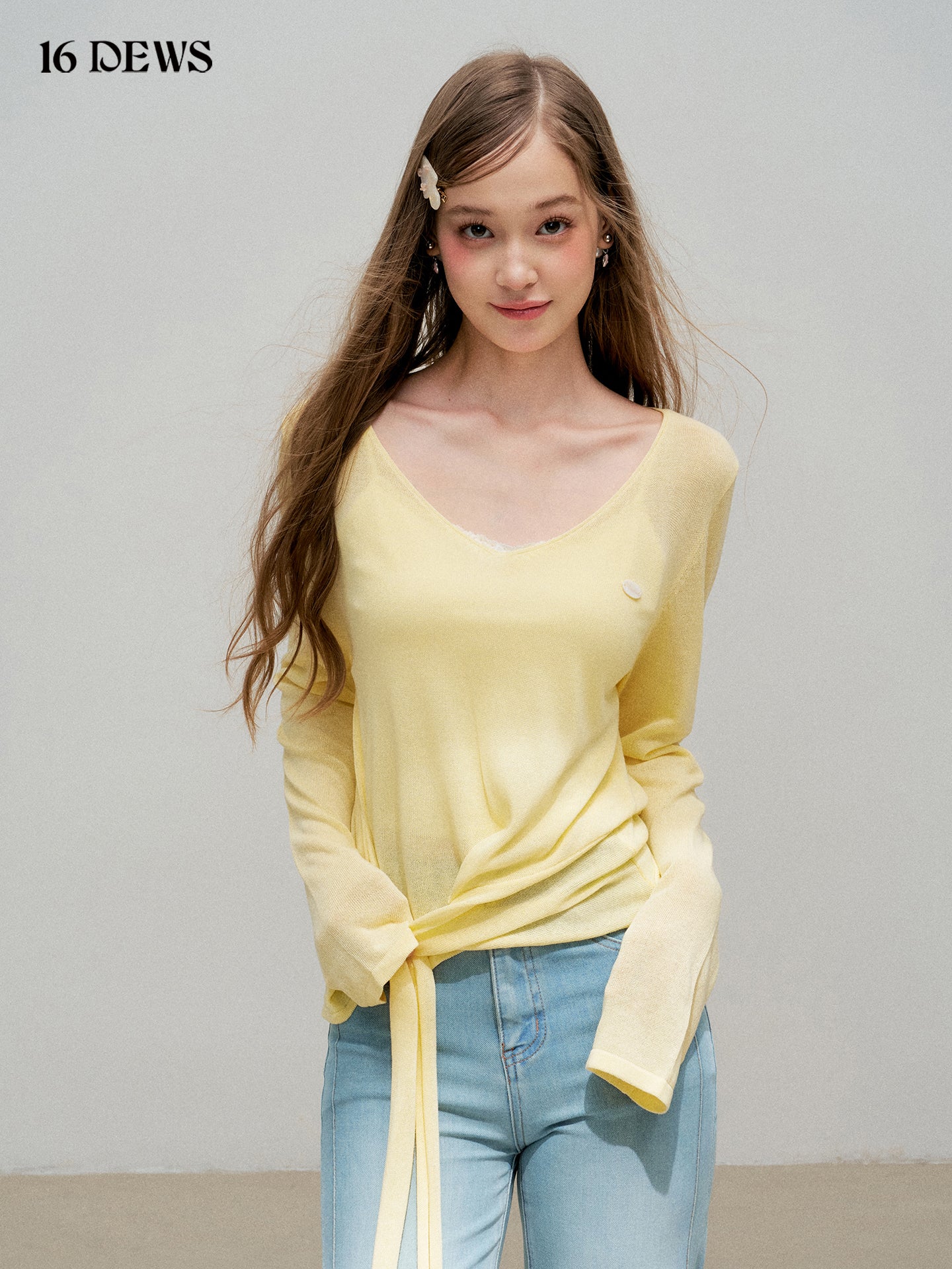 16DEWS 16D25327 Strap design long sleeved V-neck knitted top