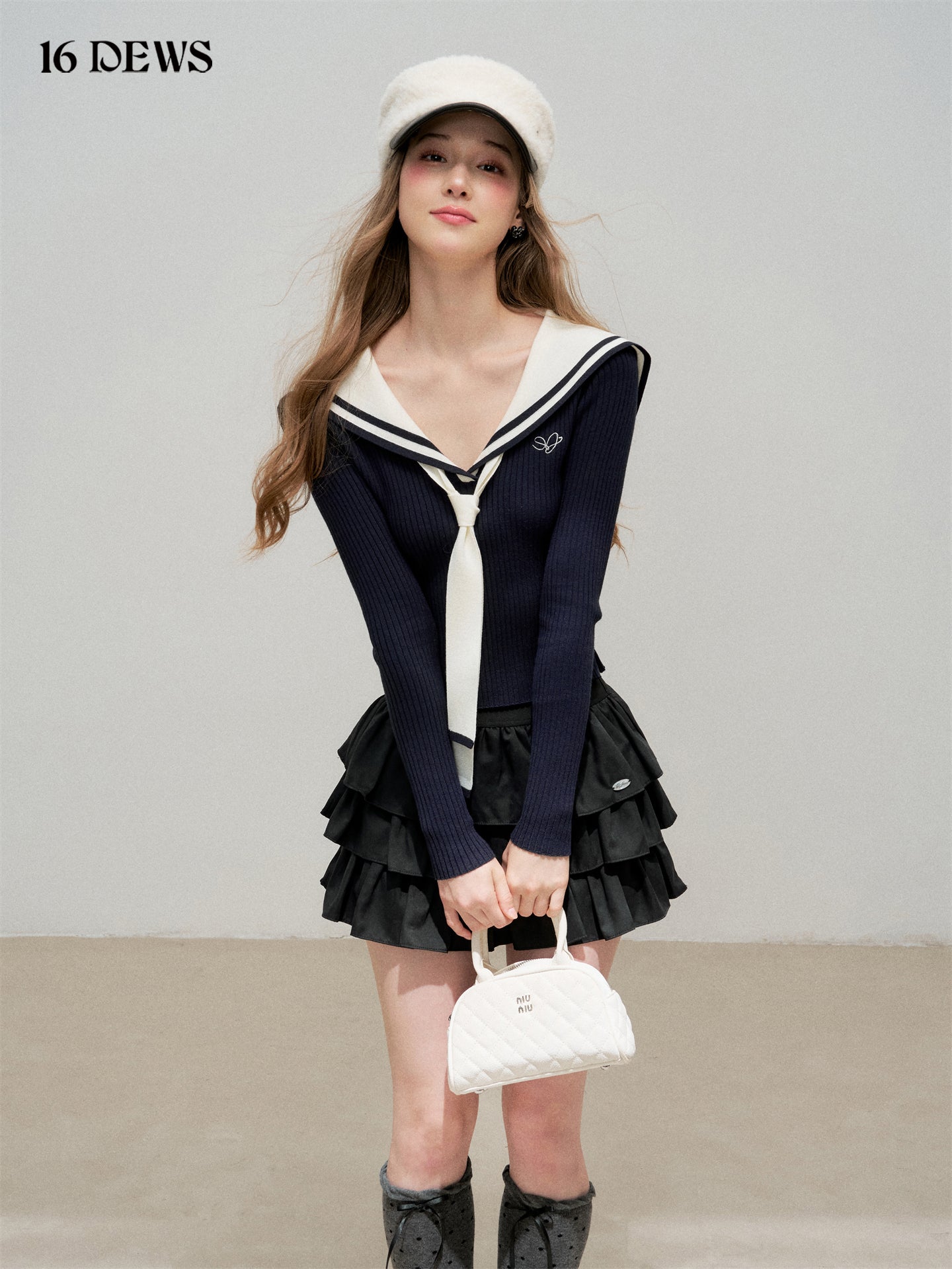 16DEWS 16D25339 Navy collar slim fit long sleeved knitted top (with ribbon)