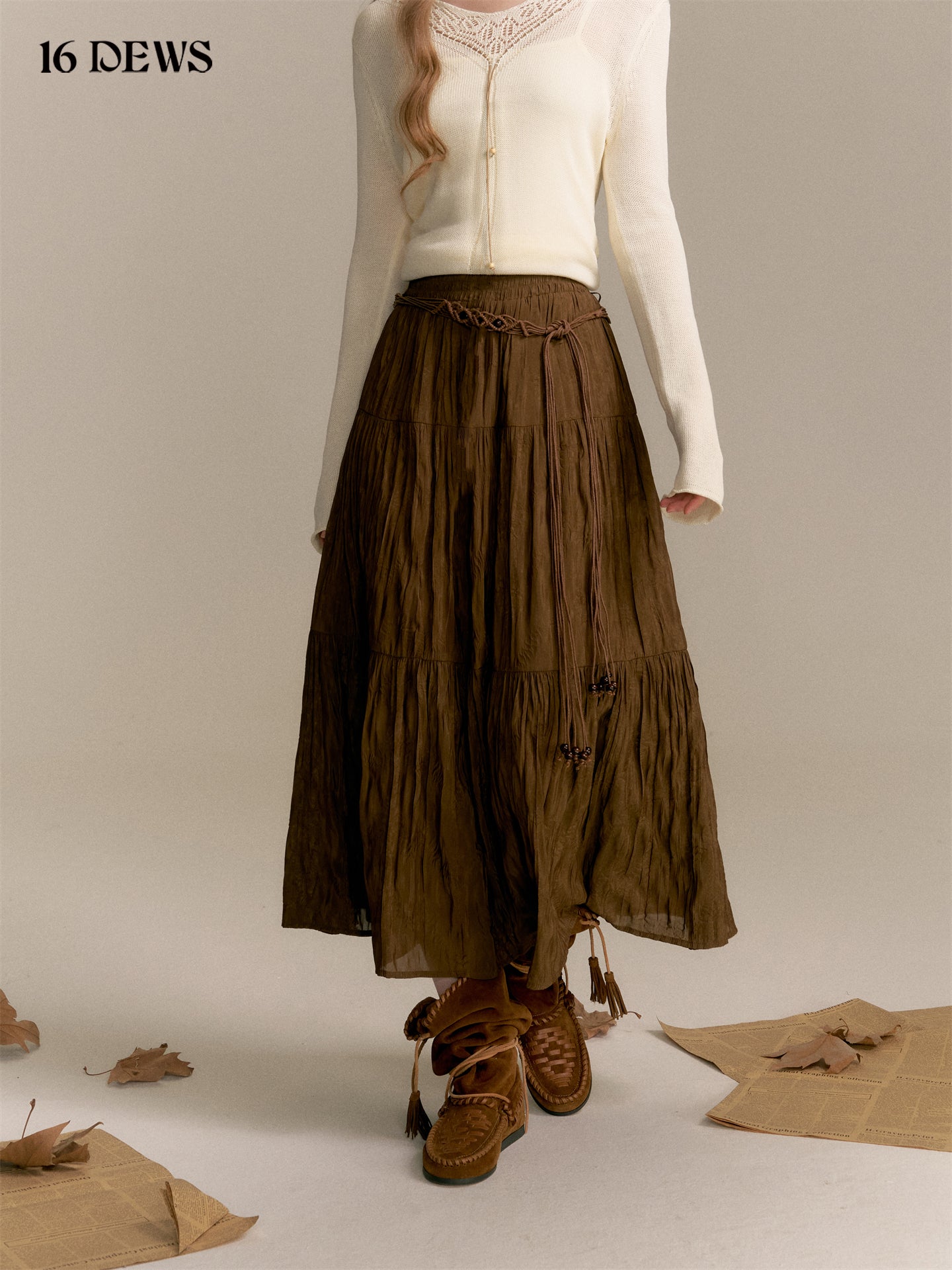 16DEWS 16D25340 Folded high waisted A-line skirt (with belt)