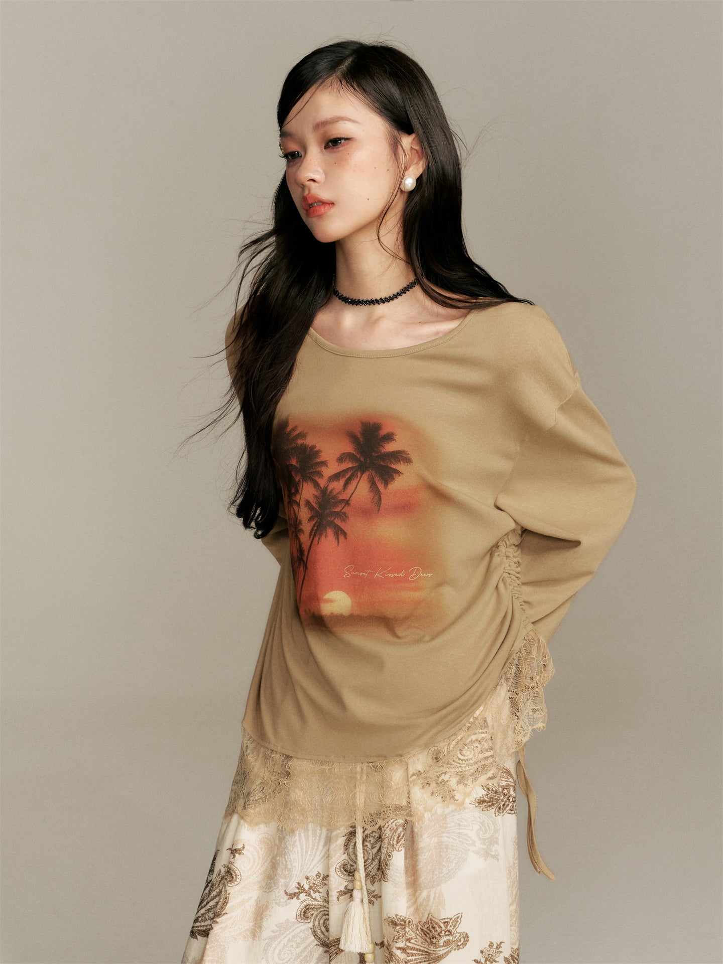 16DEWS 16D25375&16D25375 Sunset printed patchwork lace T-shirt + pants set