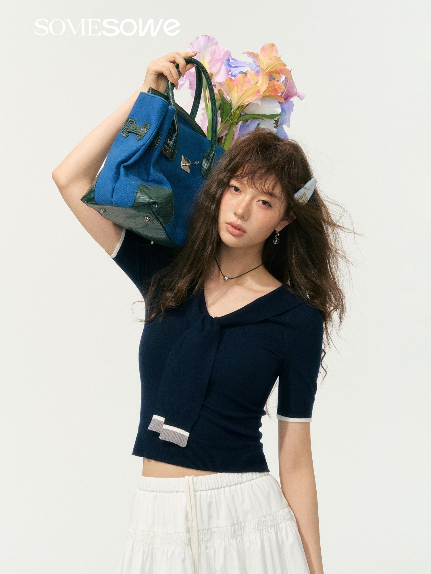 SOMESOWE S2508069 Navy collar tie knit top (2color)
