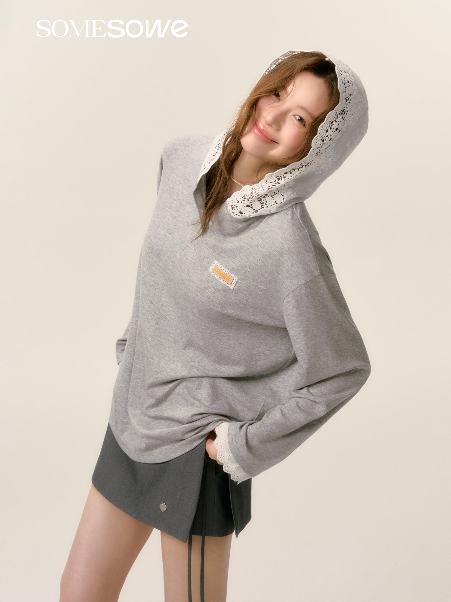SOMESOWE S2508035 Lace patchwork hooded sunscreen top(2color)