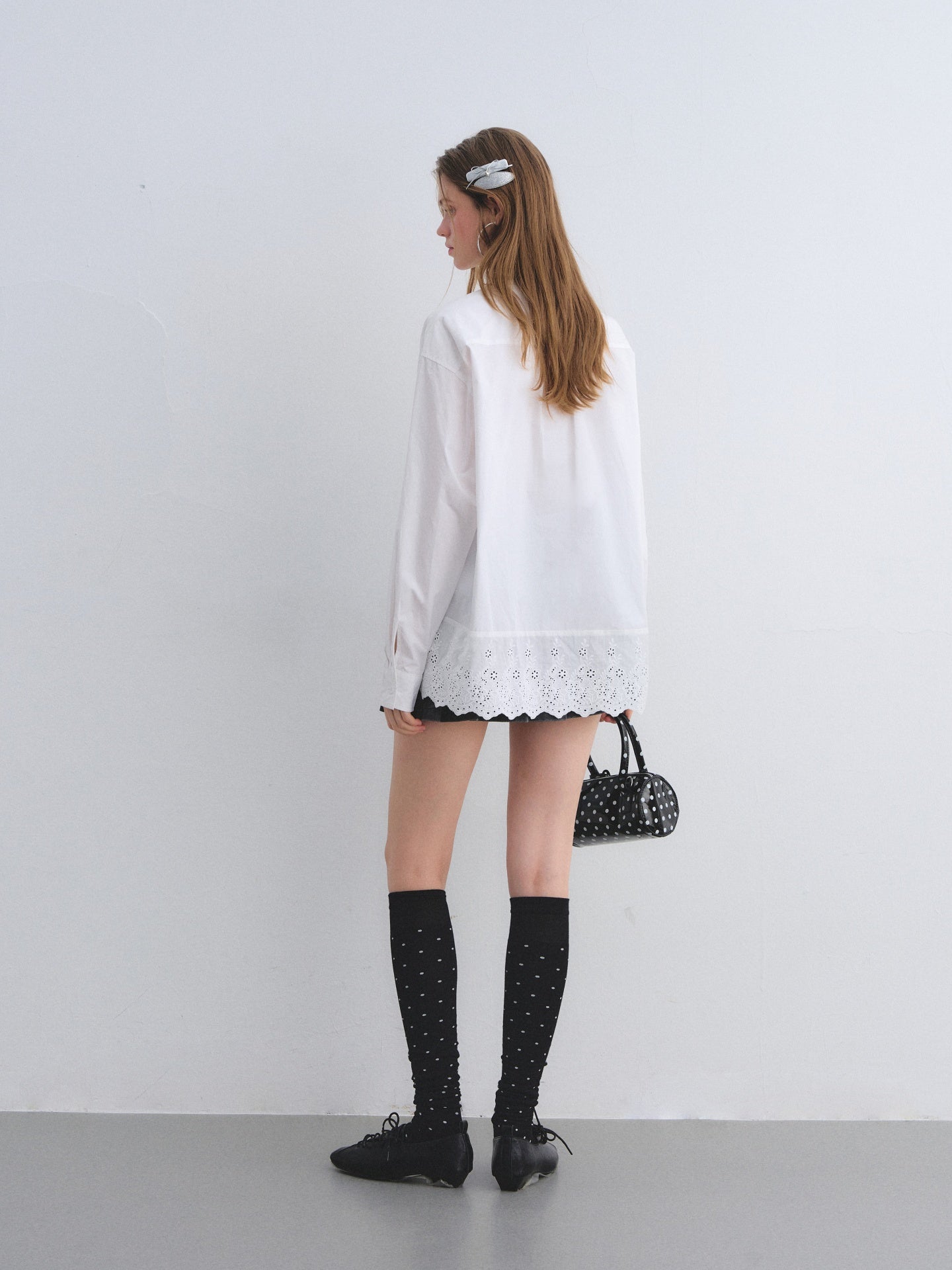 AsGony ASG25654 Hollow embroidery patchwork shirt