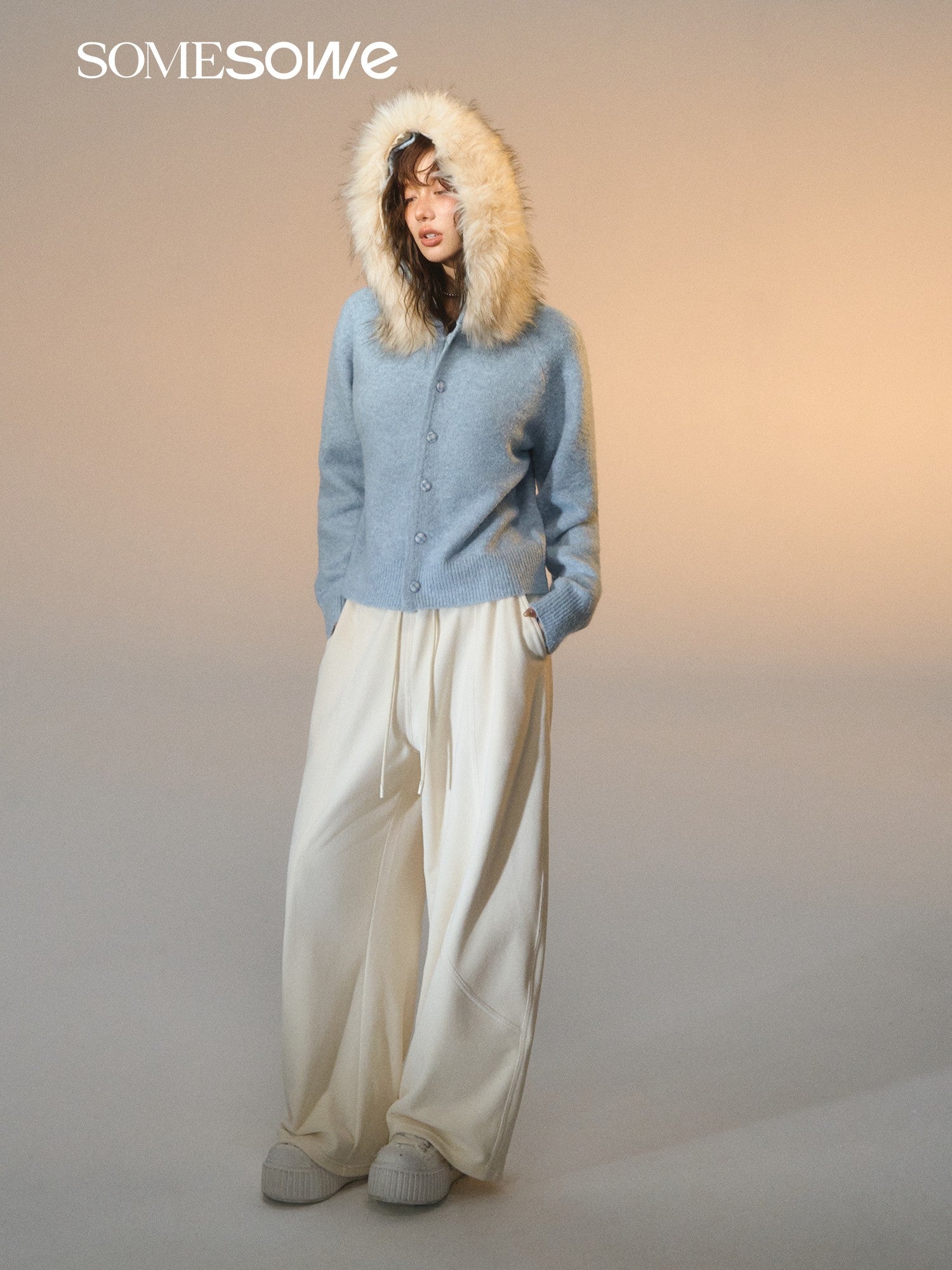 SOMESOWE S2508279 Detachable wool collar cowhide hooded cardigan
