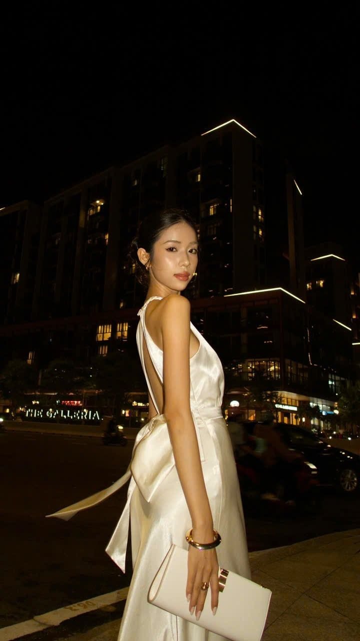 WONDER HOUSE Silky Dress