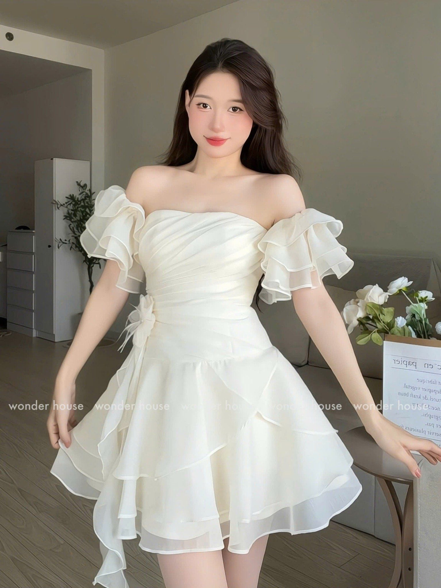 WONDER HOUSE Levia Dress