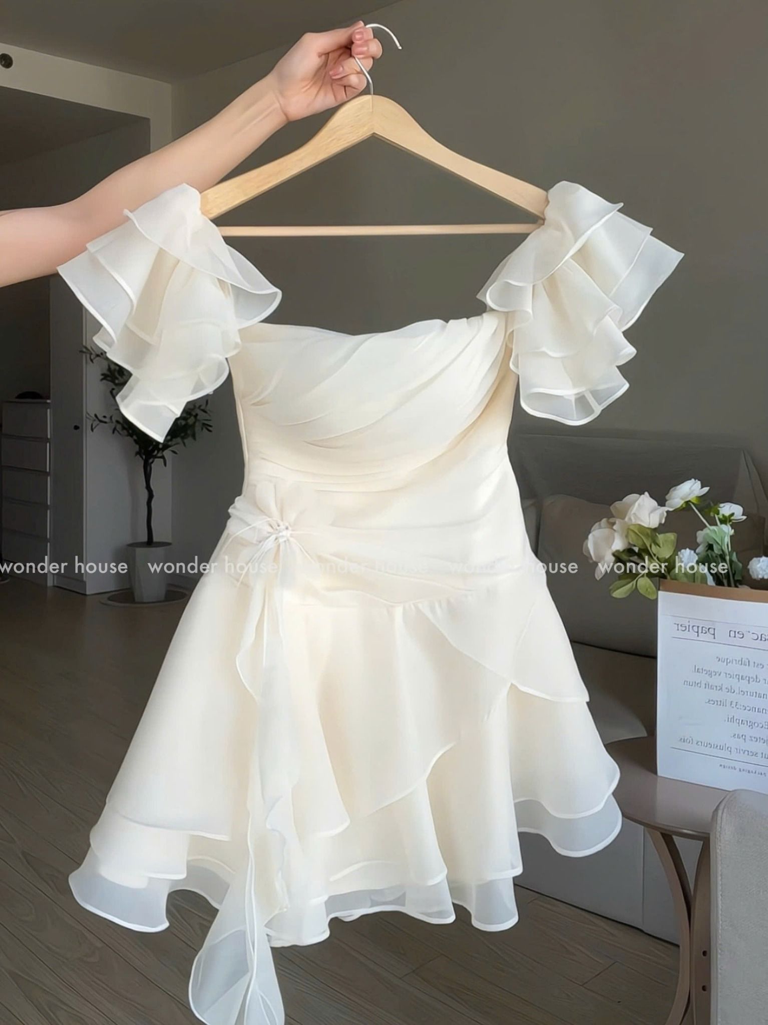 WONDER HOUSE Levia Dress