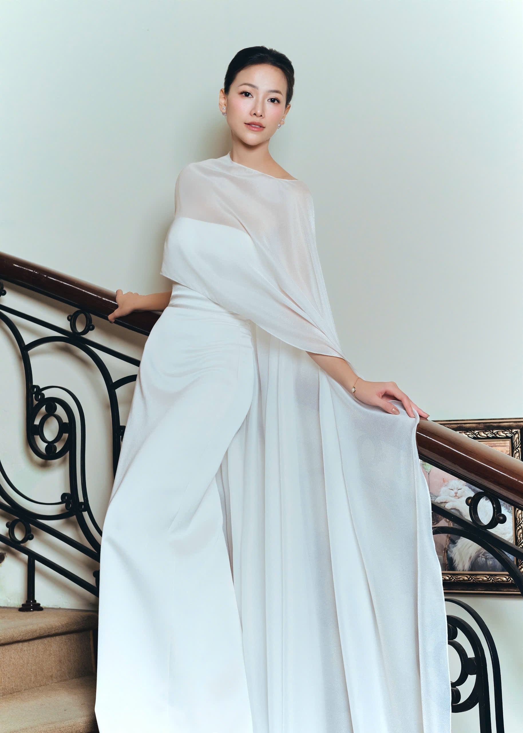 Kisserine MIVORA GOWN