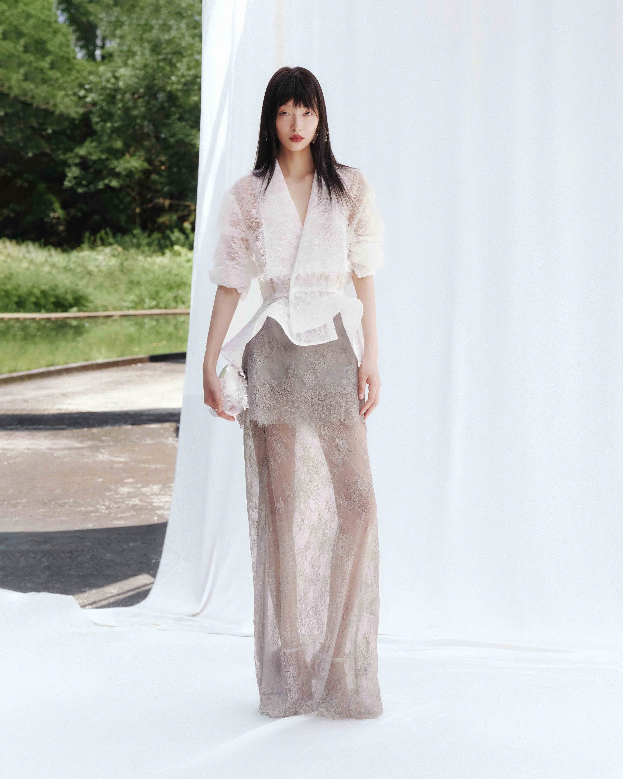 MUST HAVE Emily Shirt & Kamila Skirt
