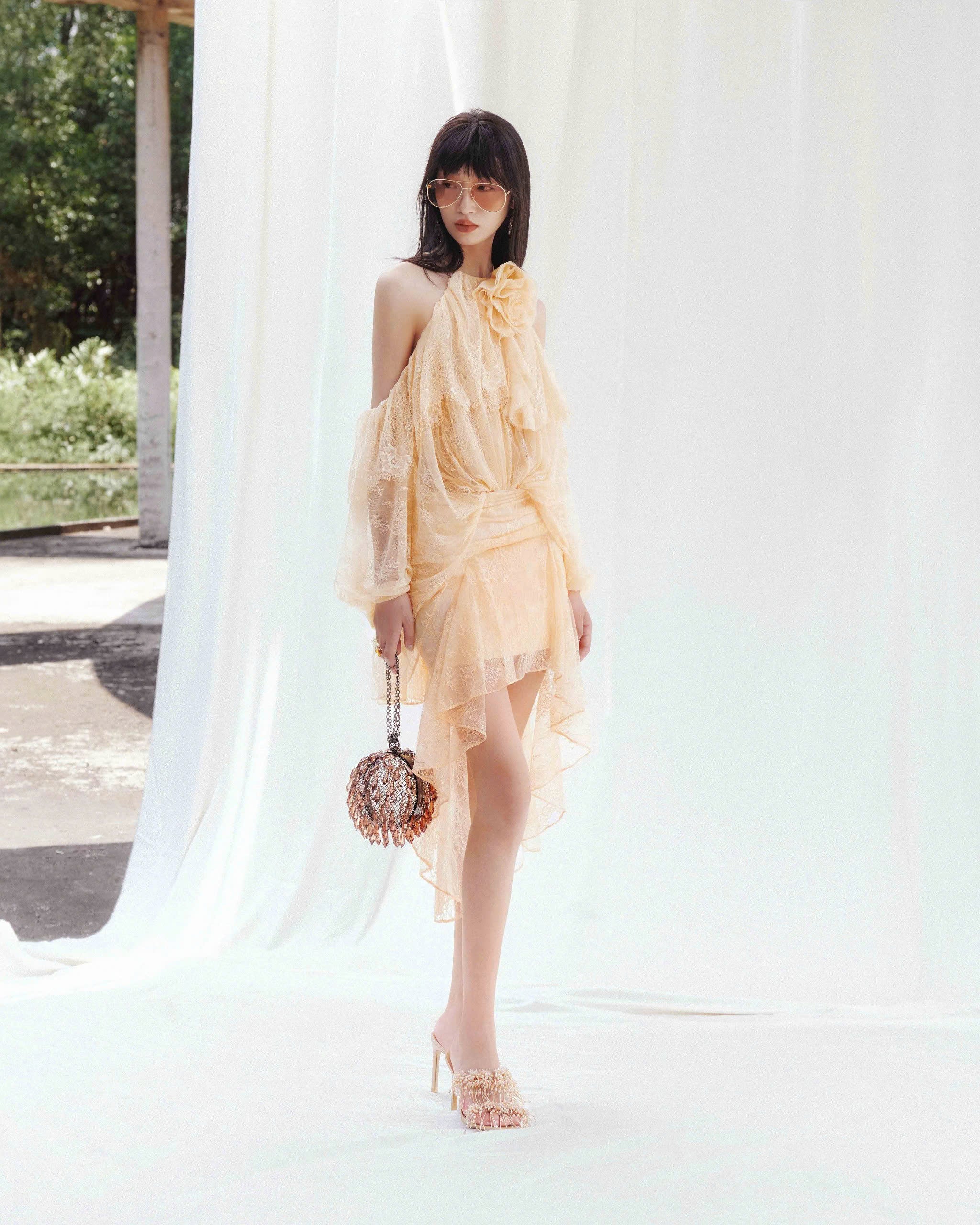MUST HAVE Layla Dress