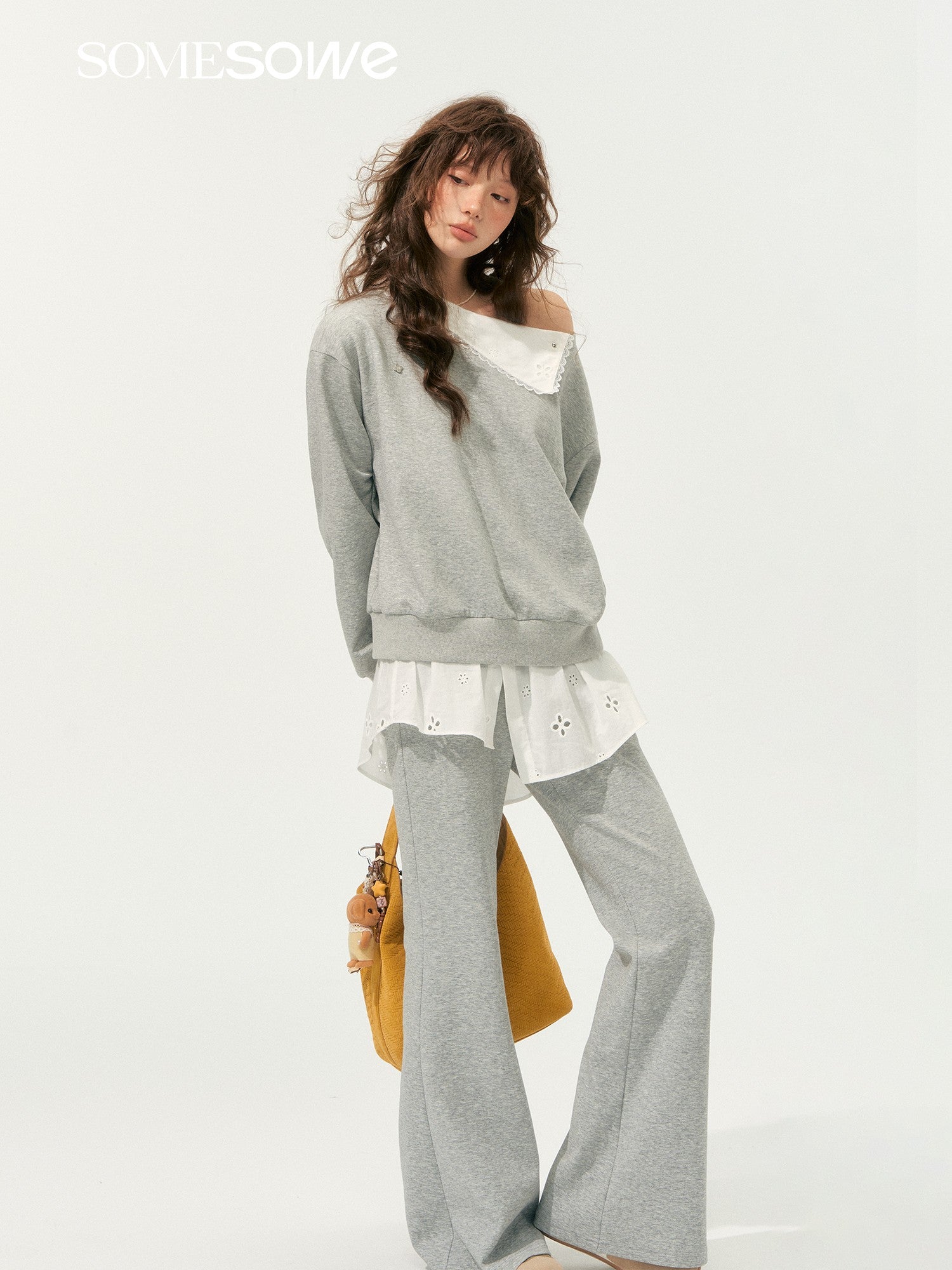SOMESOWE S2508195&S2508197 One shoulder hoodie + pants set